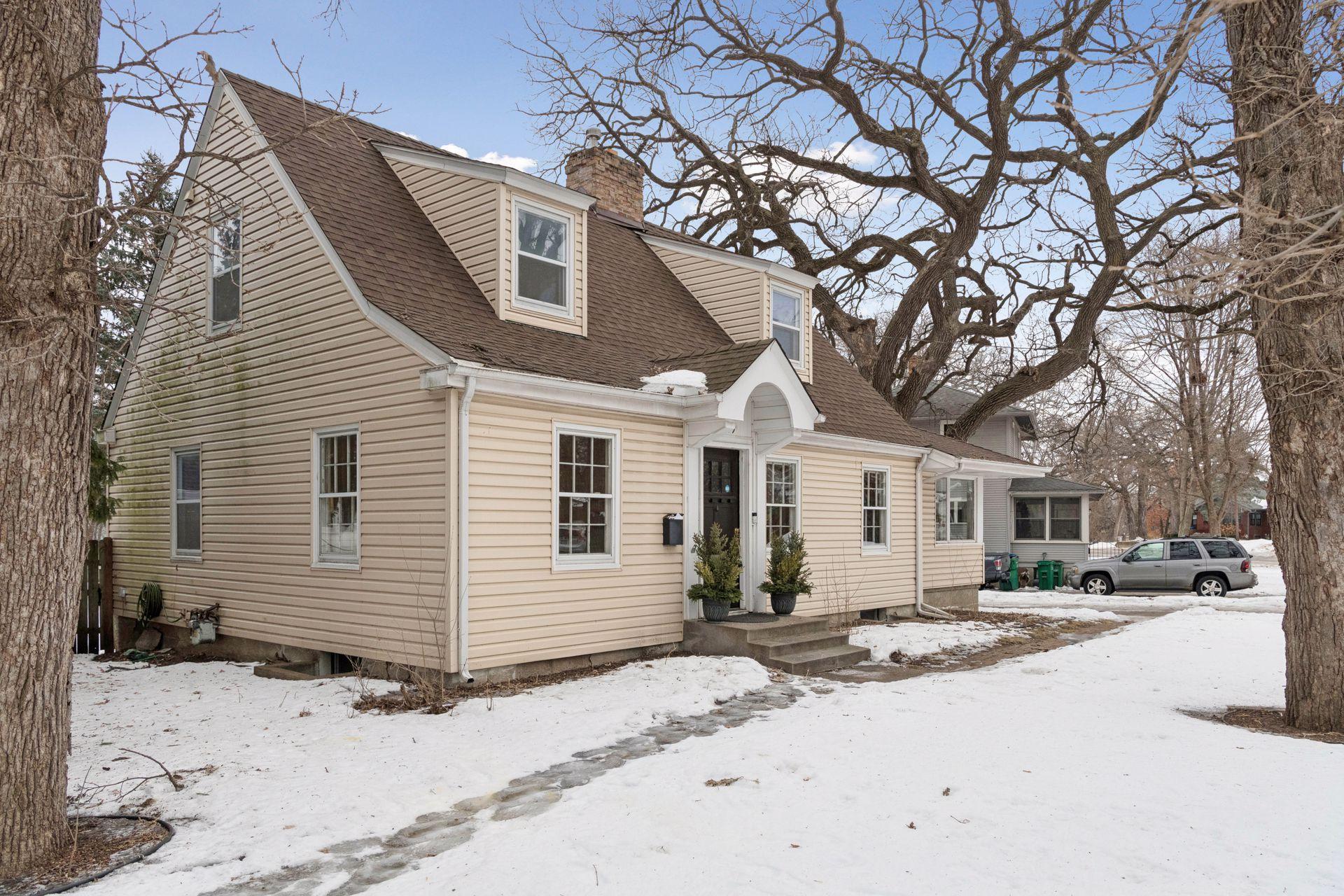 4249 Brookside Avenue