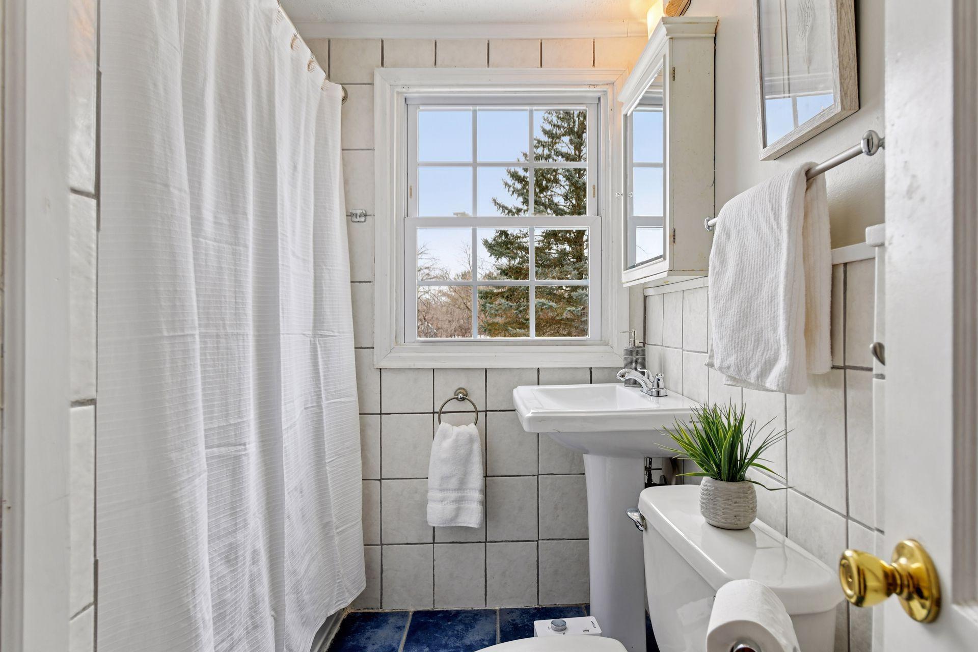 4249 Brookside Avenue