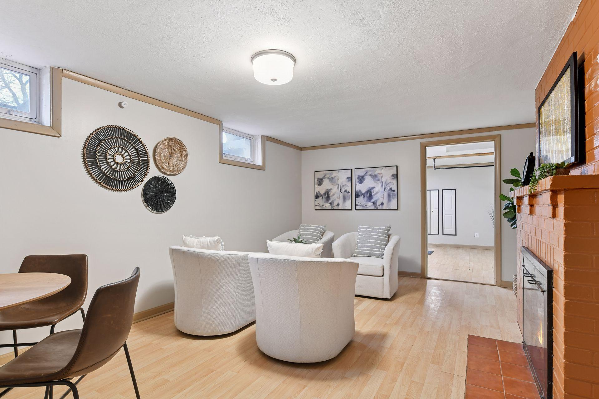 4249 Brookside Avenue