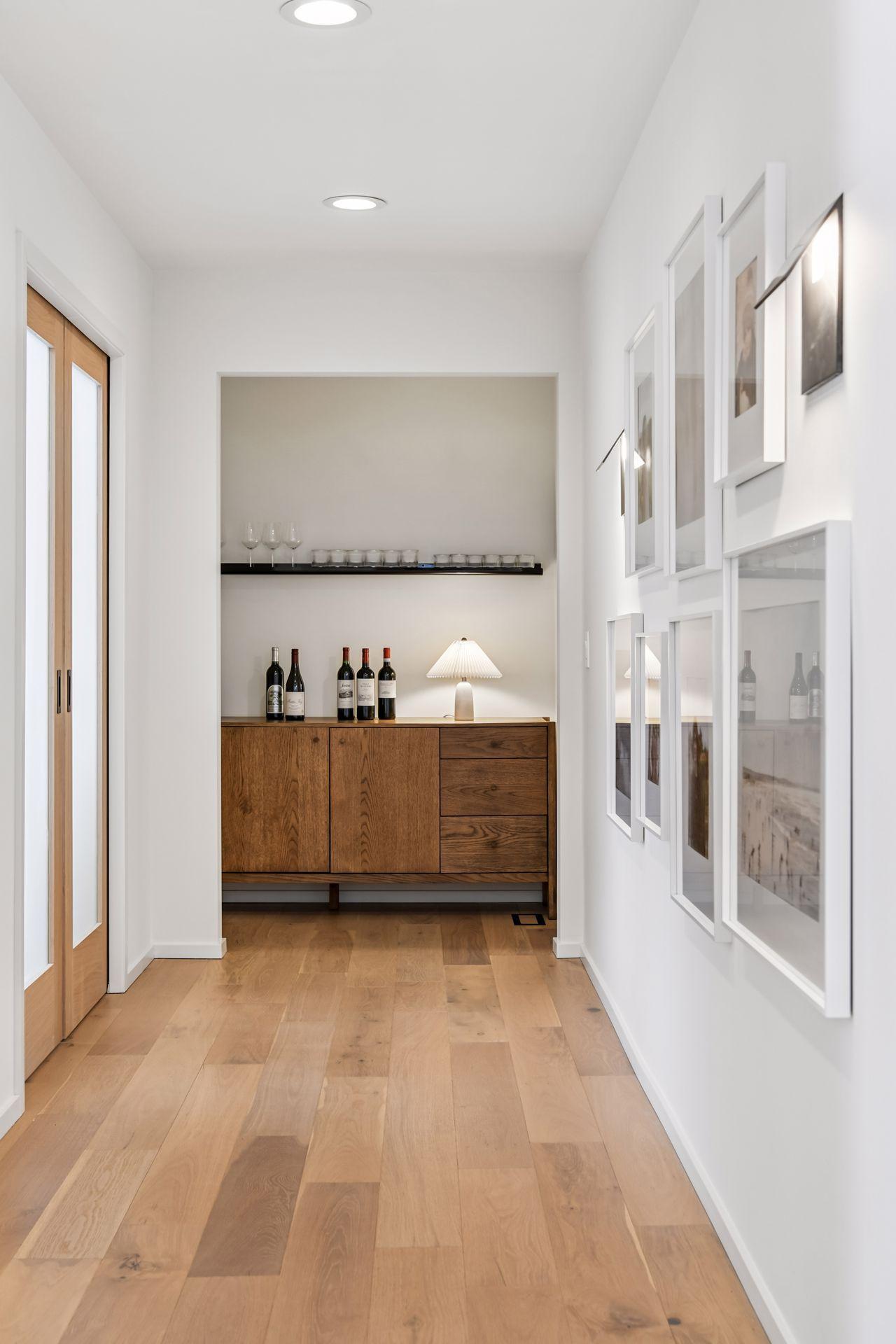 5423 Highwood Drive W