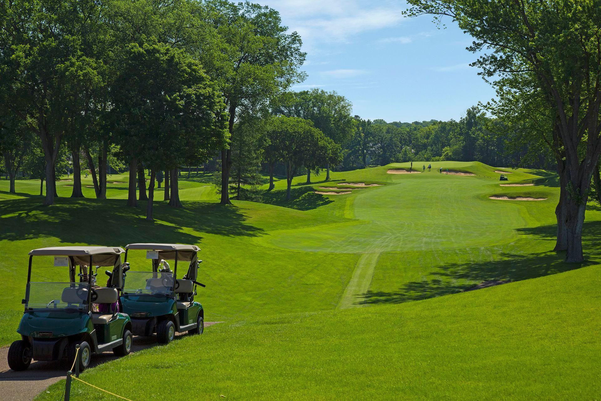 5423 Highwood Drive W