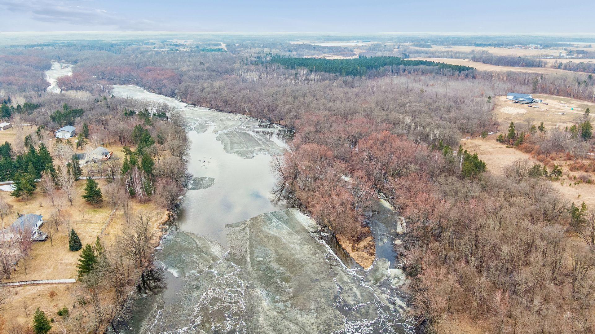 50828 Tradesman Road