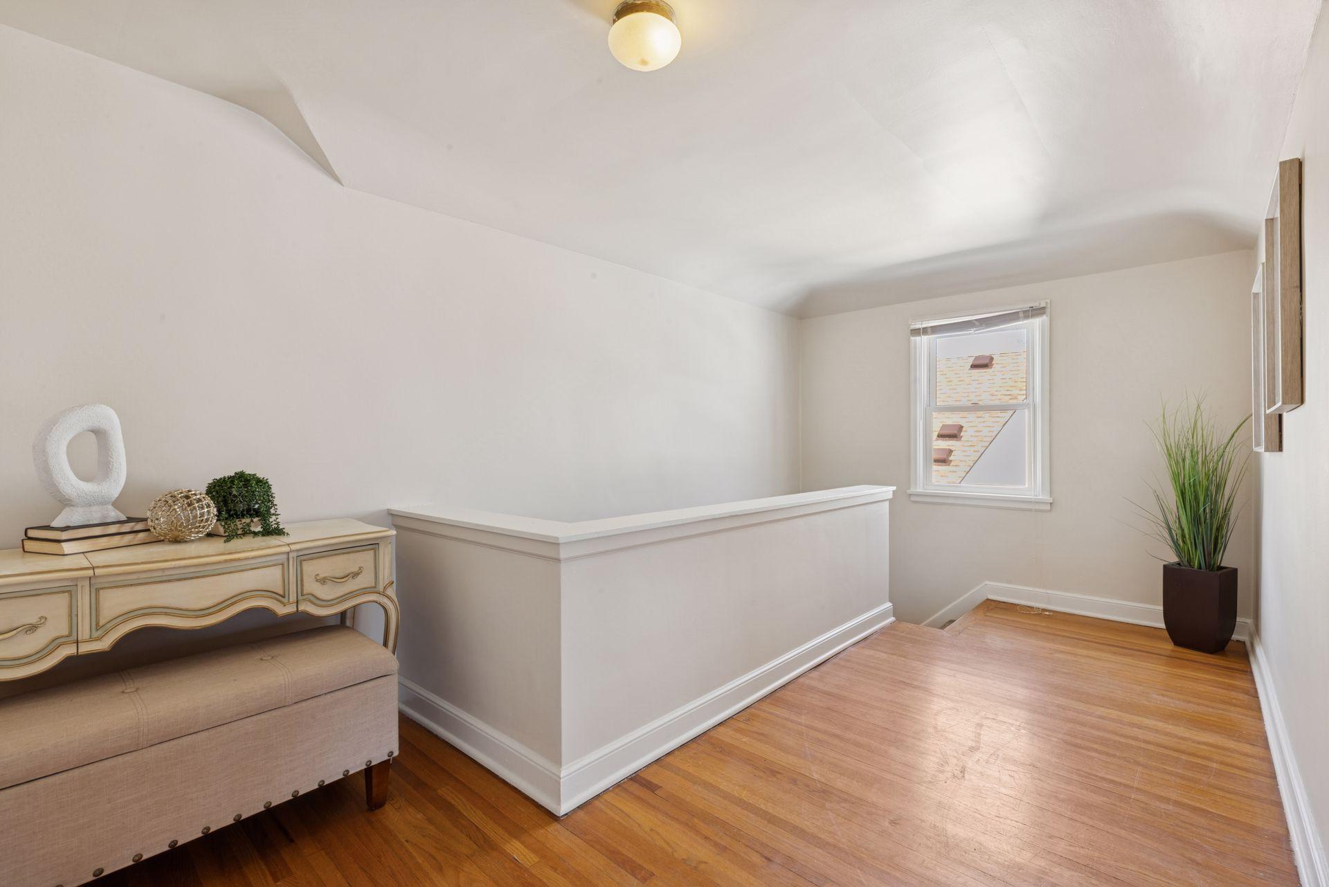 4438 Minnehaha Avenue