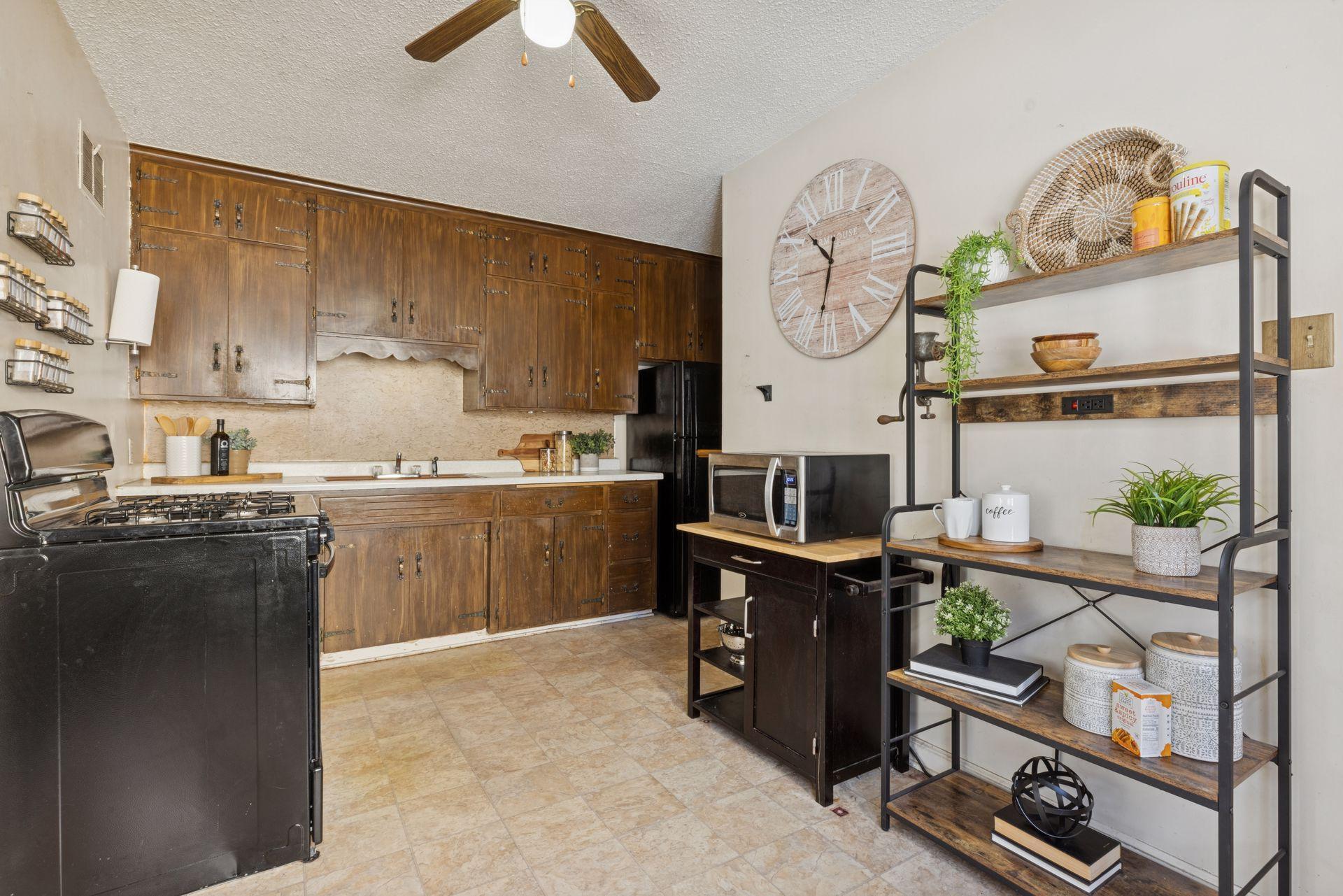 4438 Minnehaha Avenue