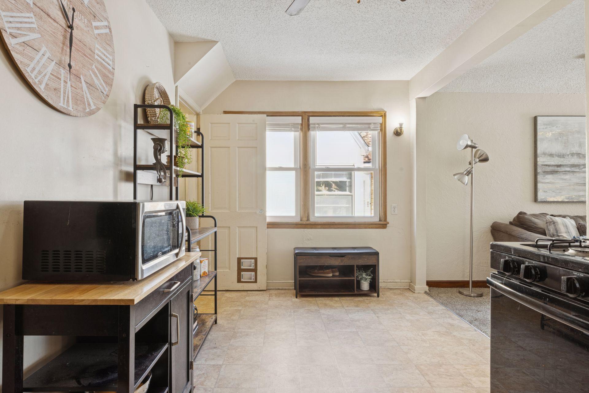 4438 Minnehaha Avenue