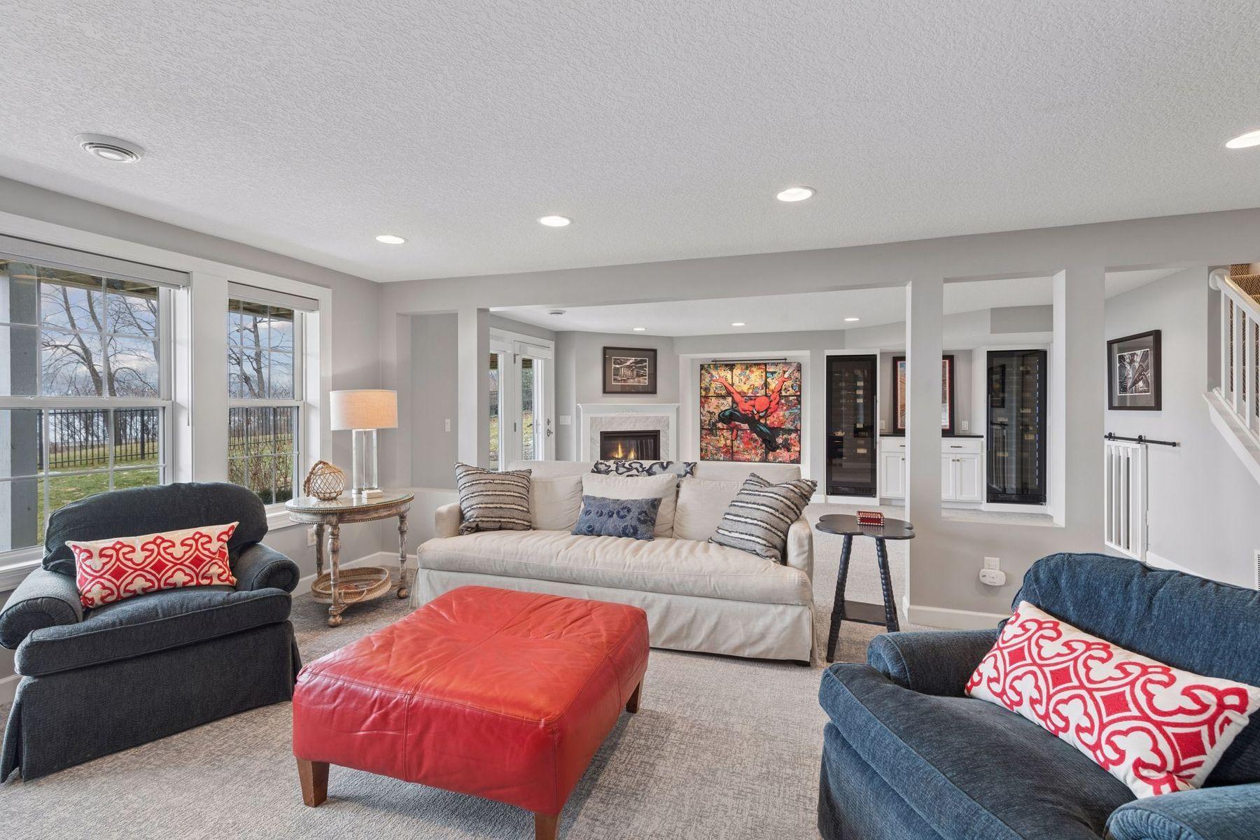 3017 Brooks Lane