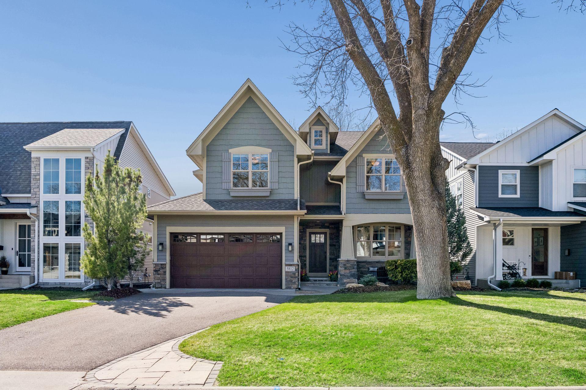 5812 Ashcroft Avenue