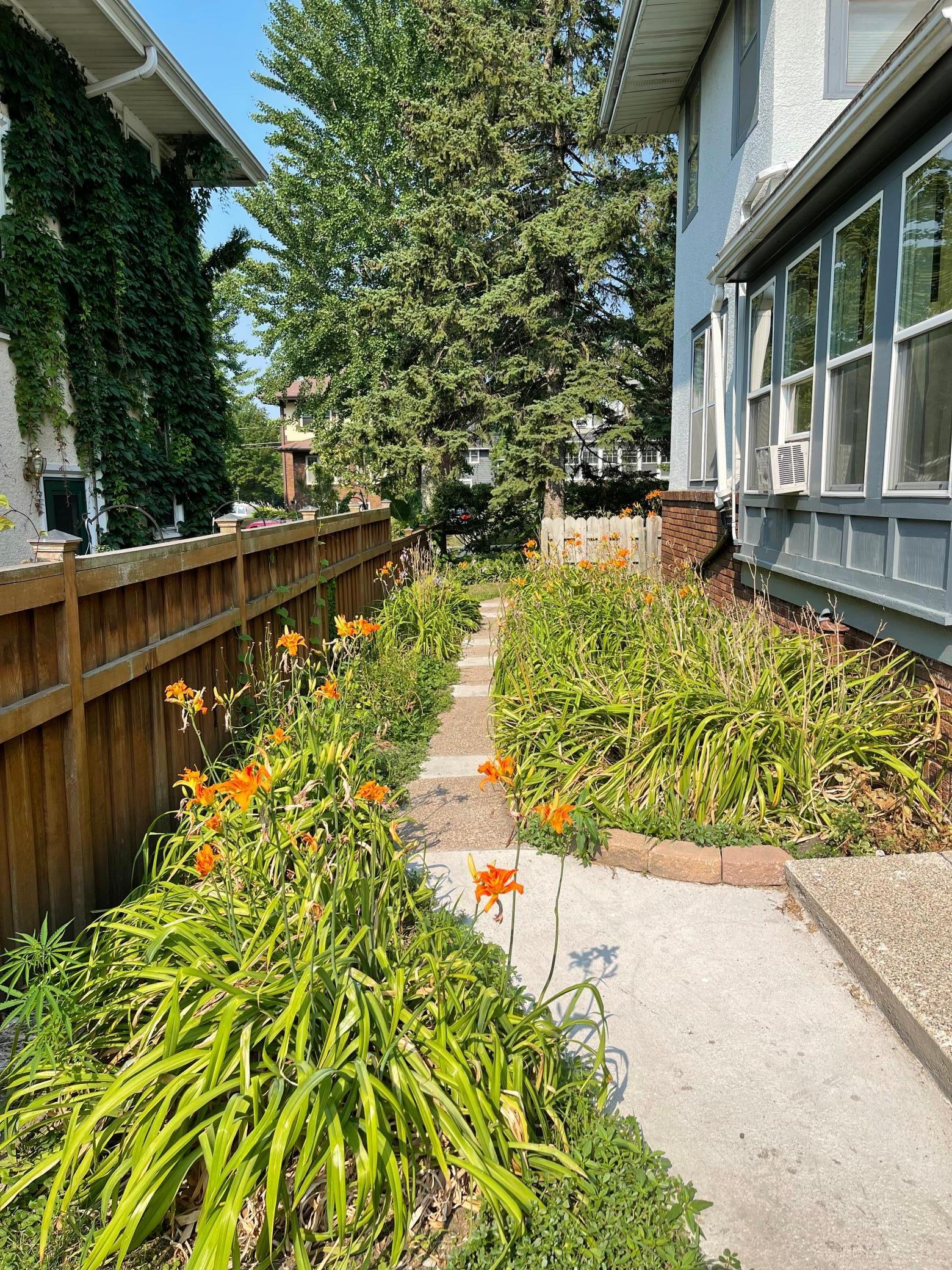 258 Macalester Street