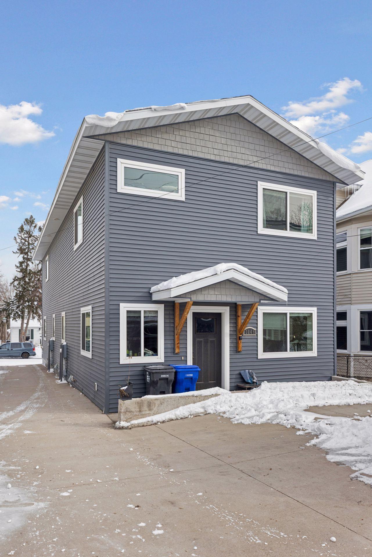 1048 Dayton Avenue