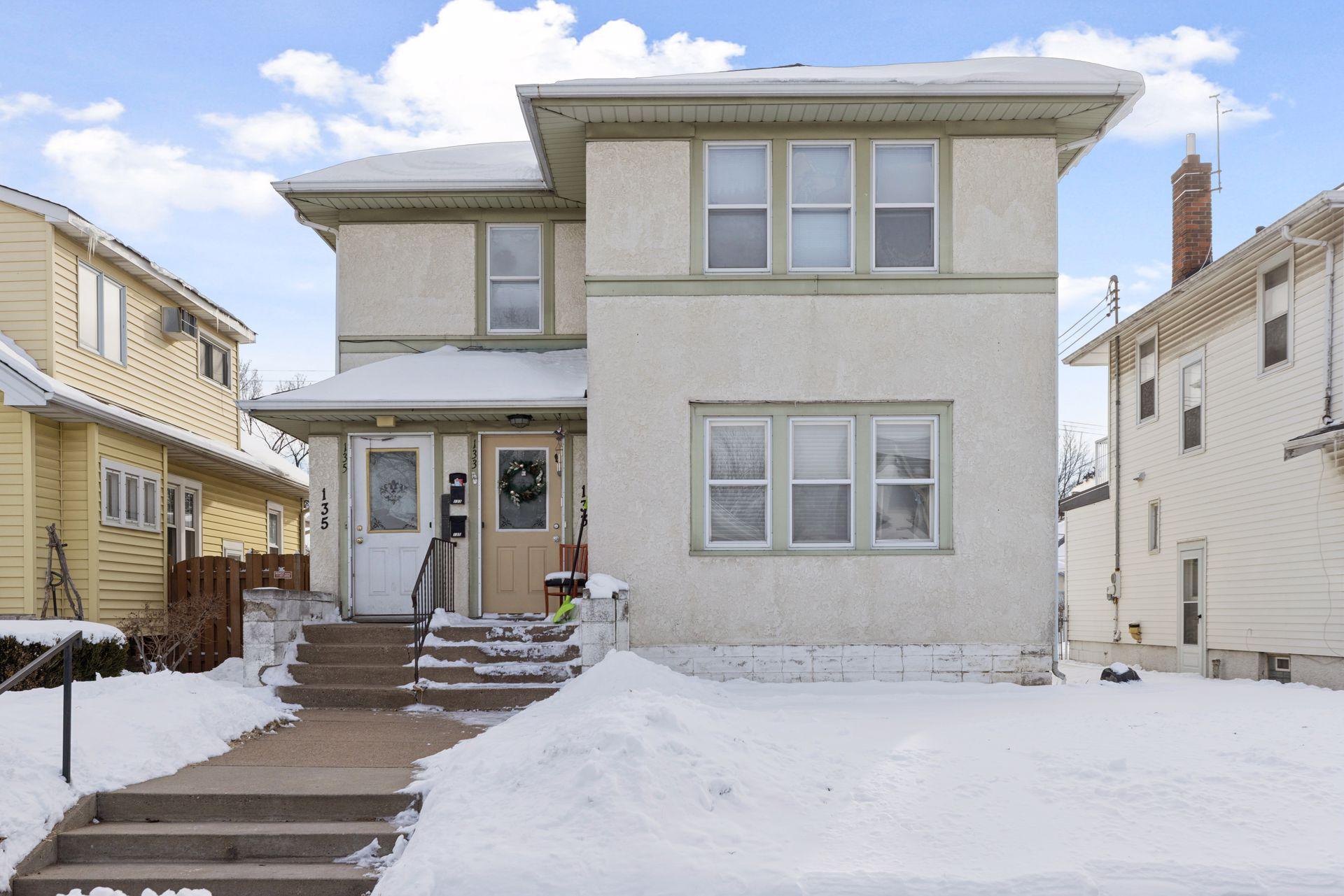 133 8th Avenue S