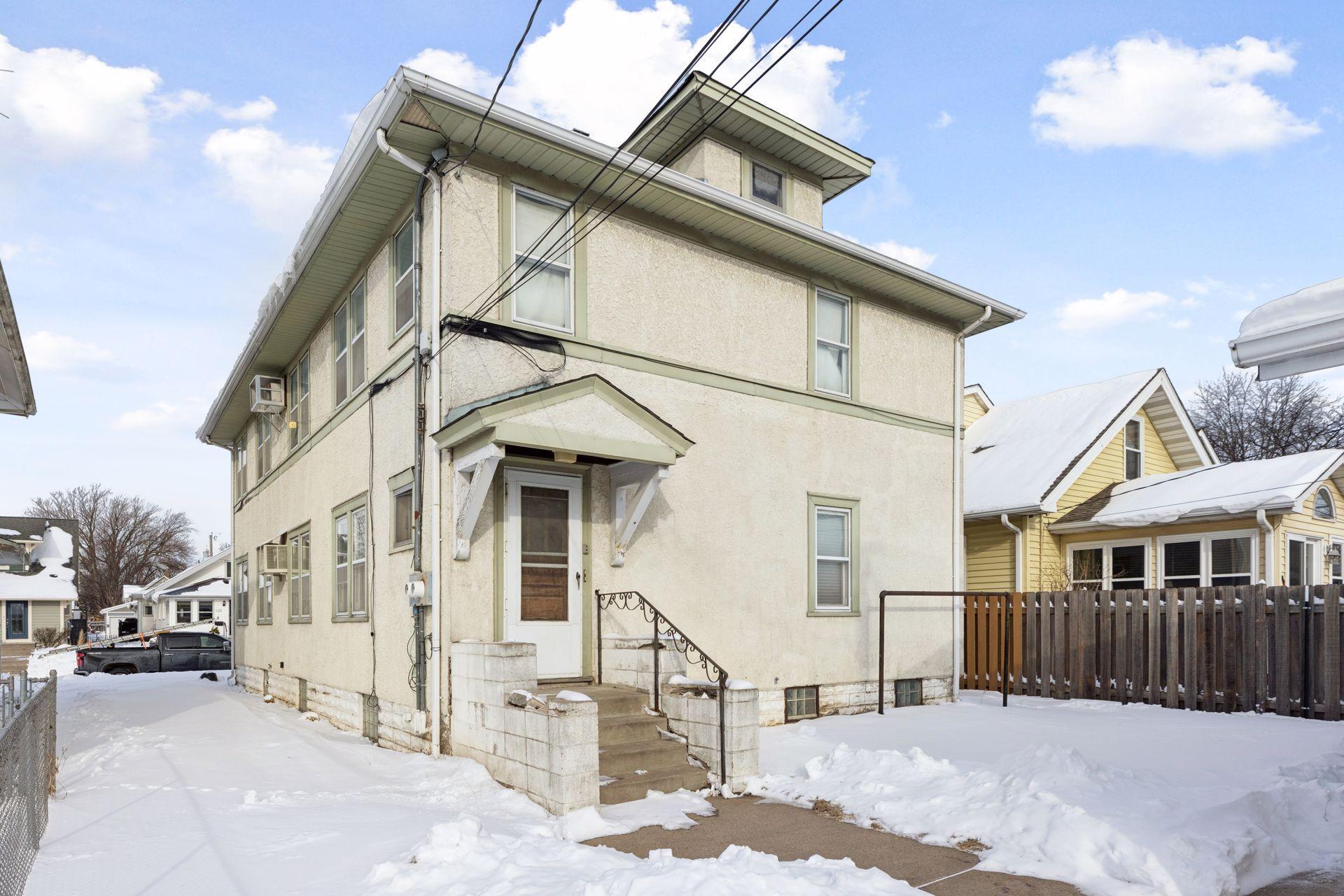 133 8th Avenue S