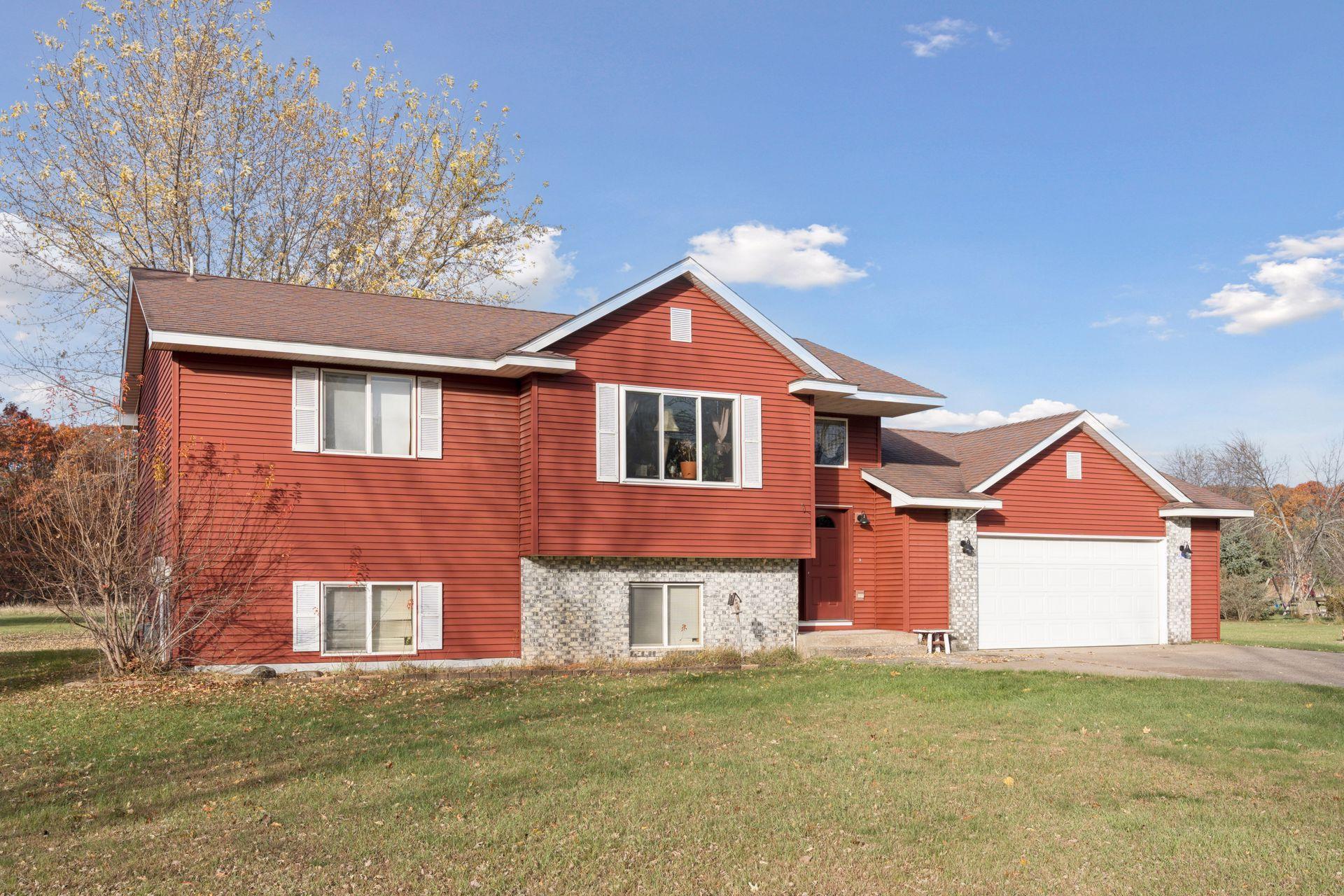 20042 Wild Rice Drive NE