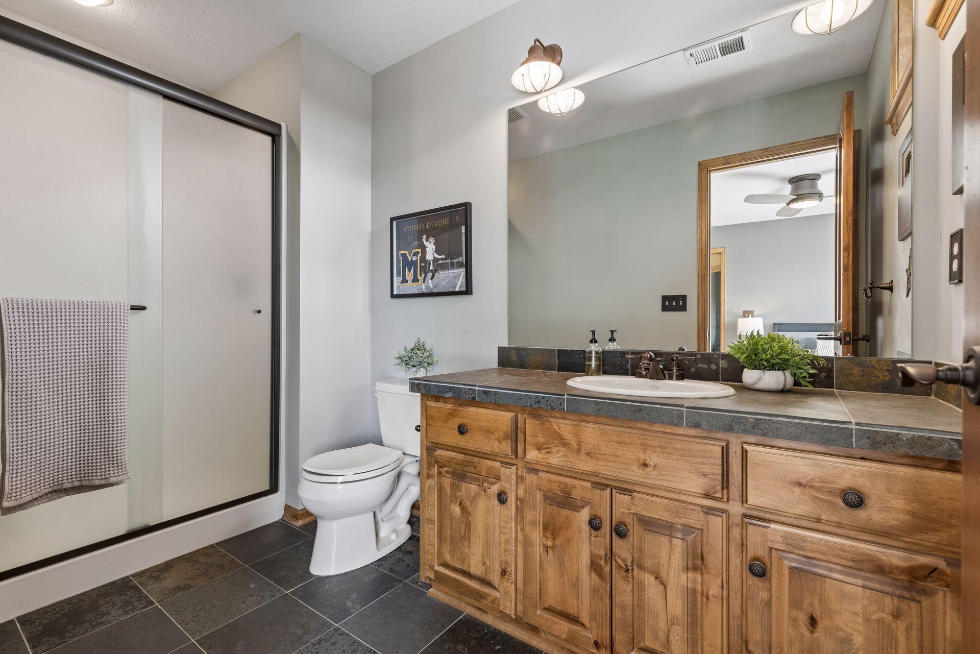 11535 Hillcrest Court N