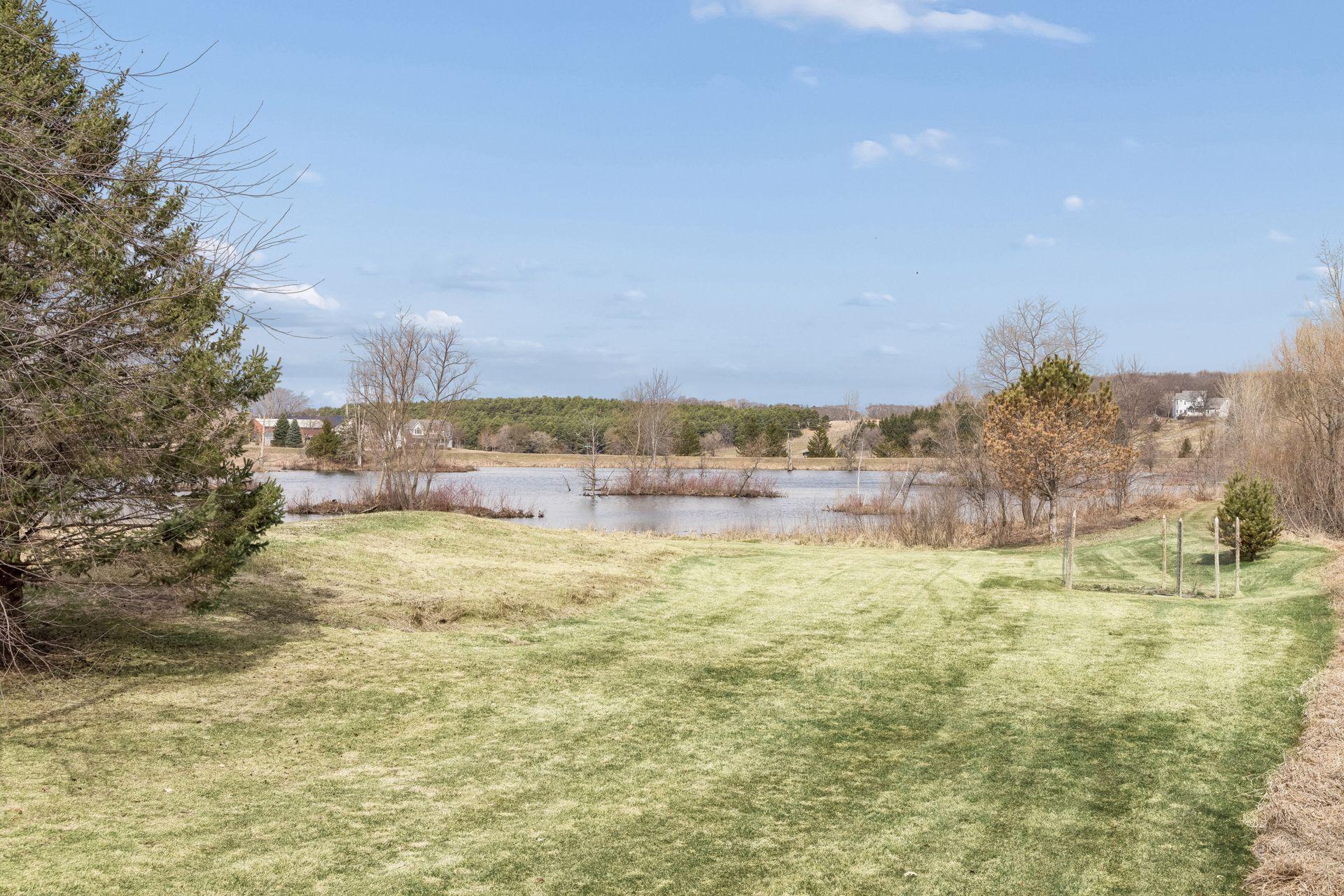 11535 Hillcrest Court N