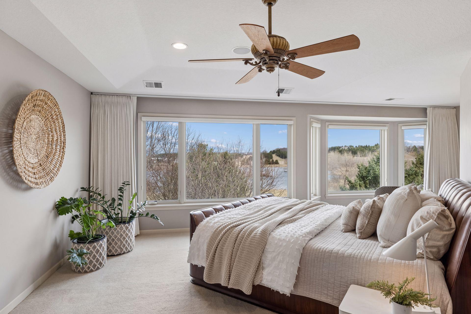 11535 Hillcrest Court N