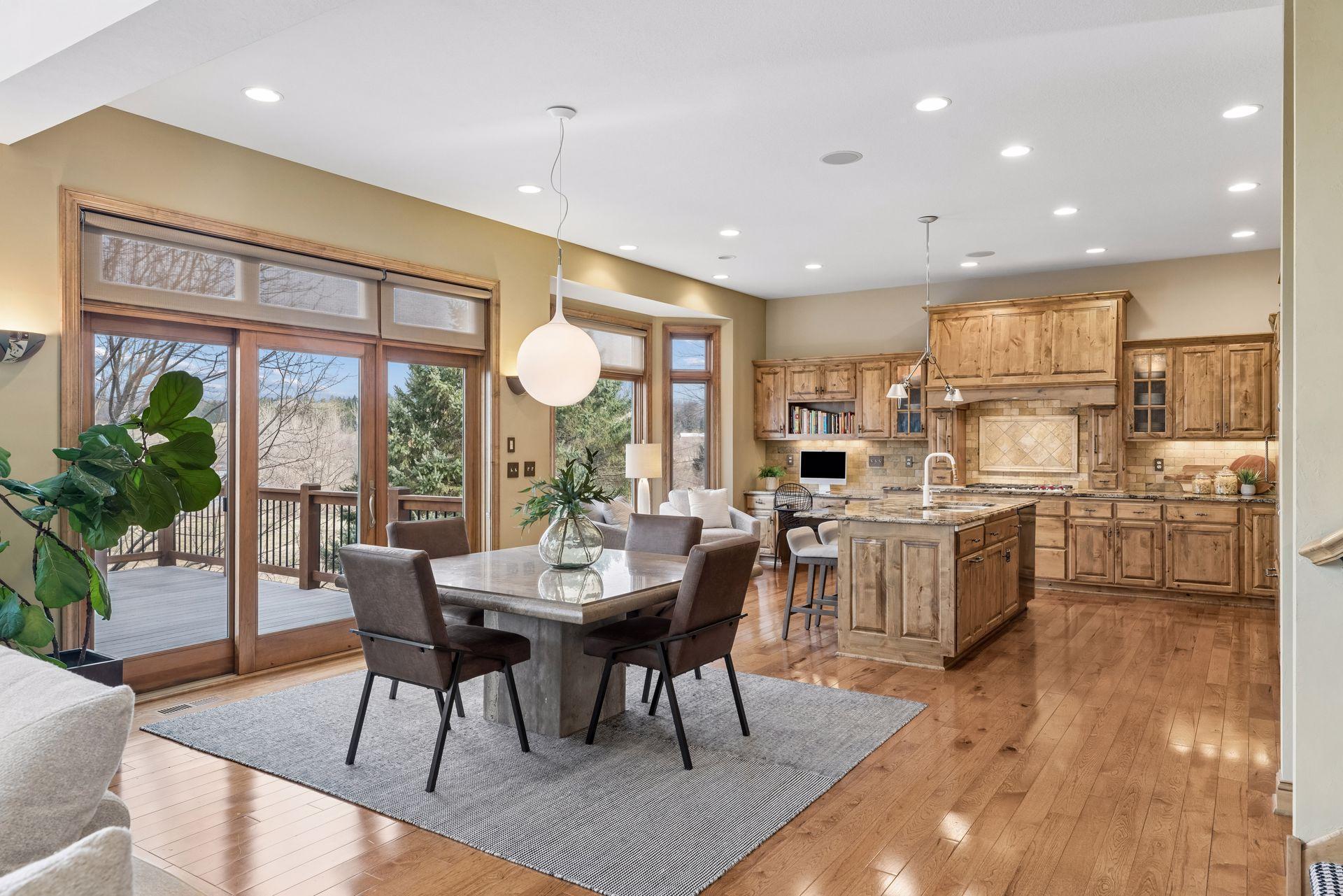 11535 Hillcrest Court N