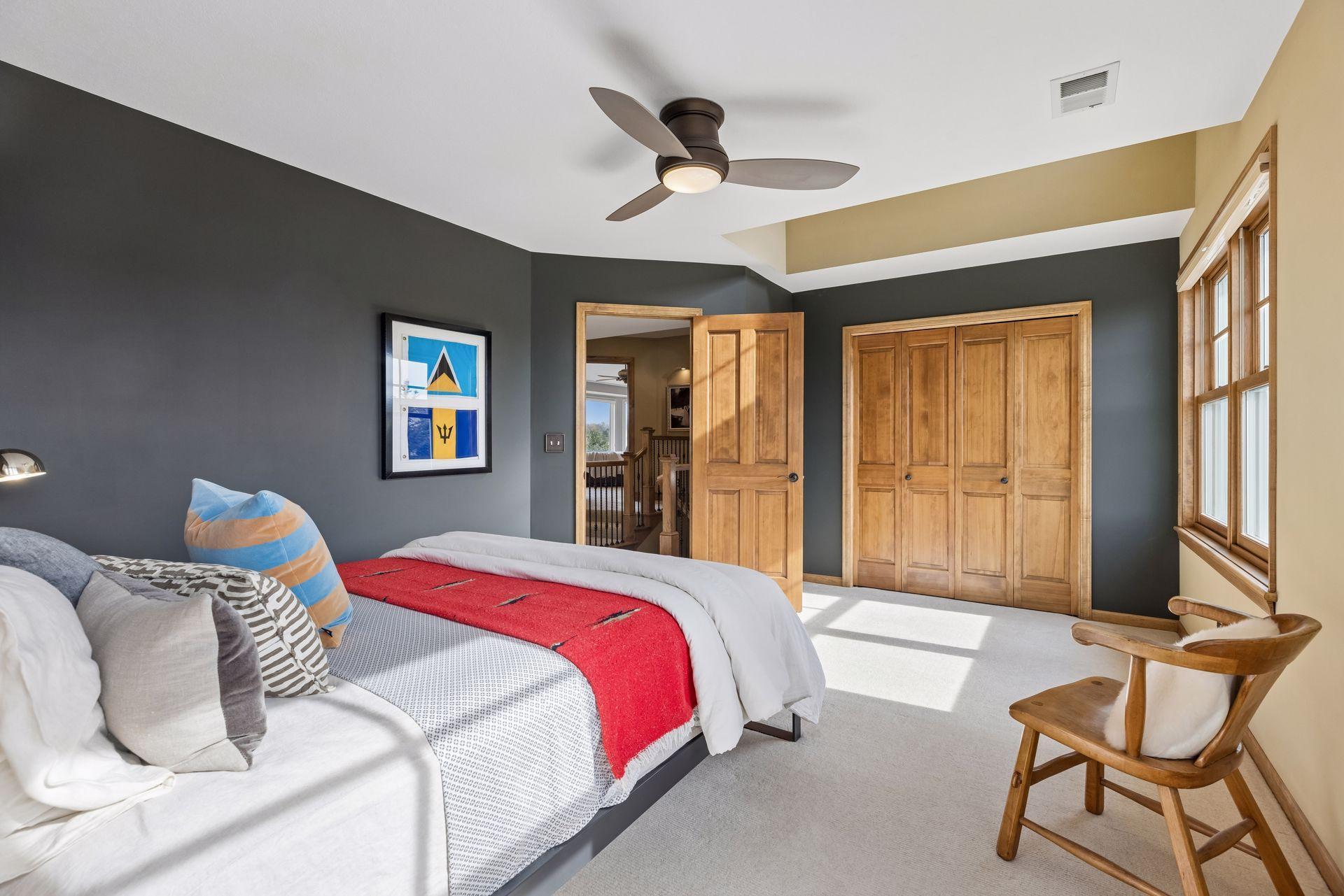 11535 Hillcrest Court N