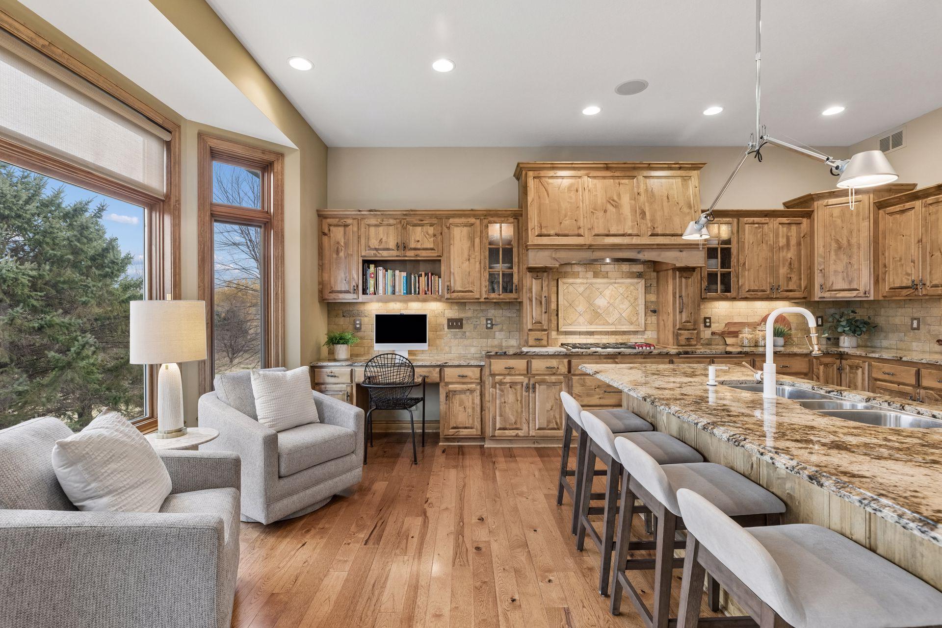 11535 Hillcrest Court N