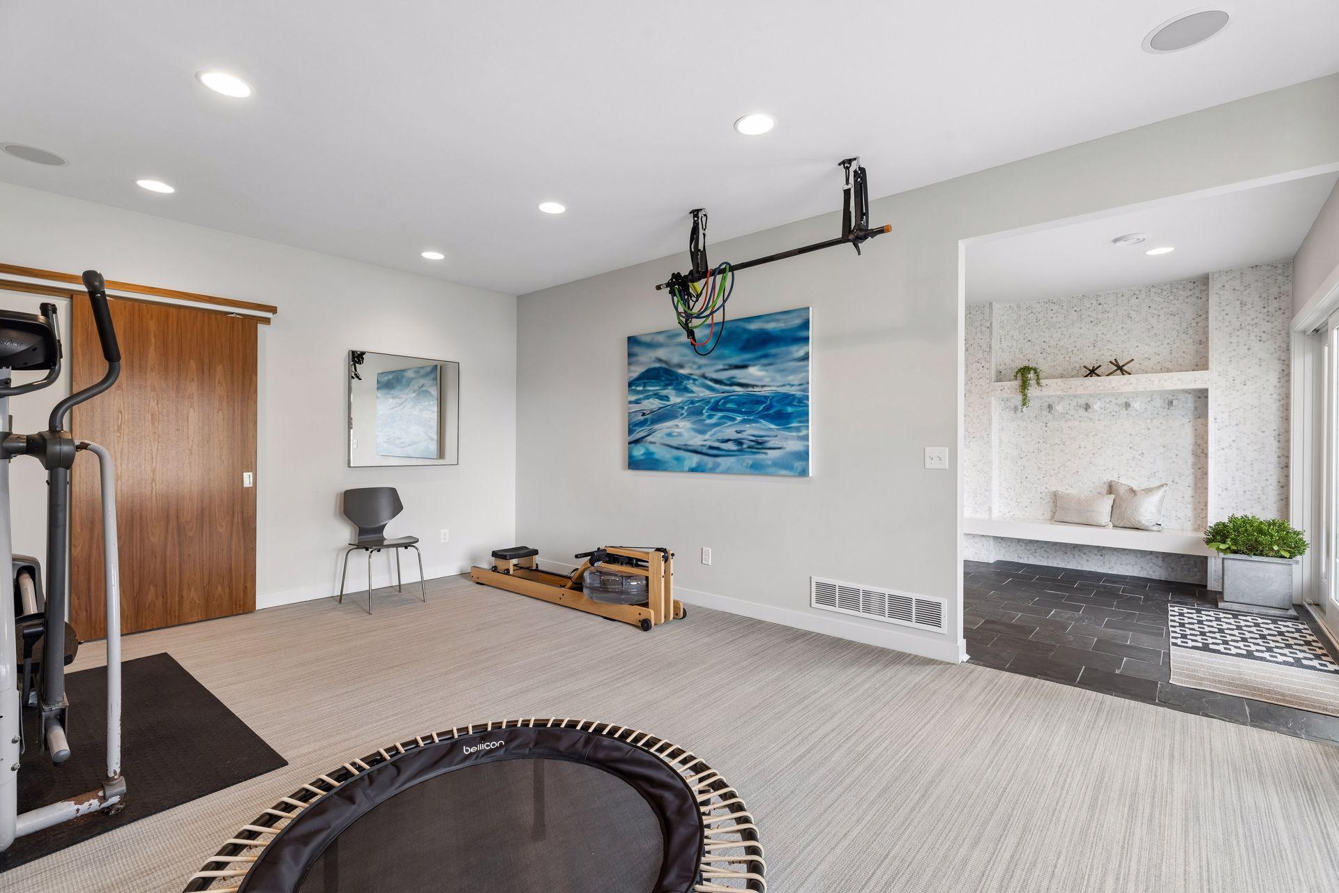 11535 Hillcrest Court N