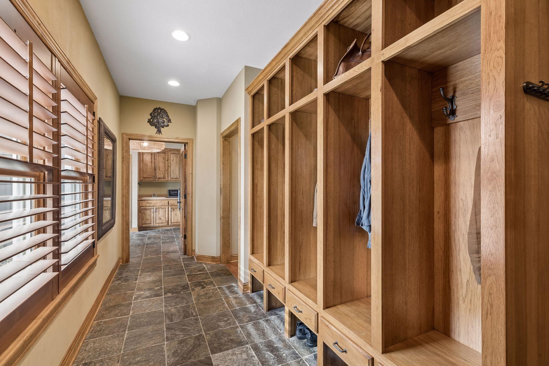 11535 Hillcrest Court N