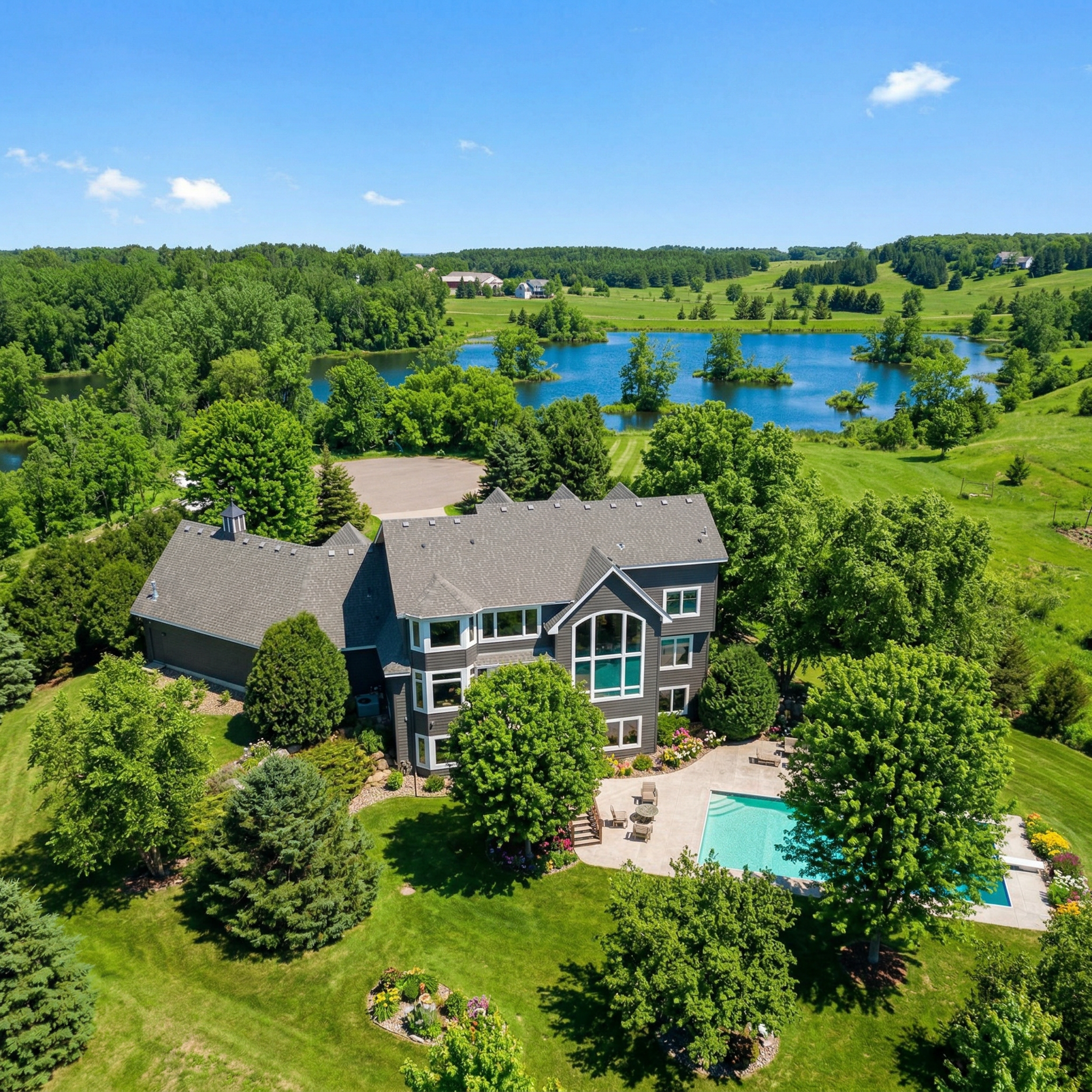 11535 Hillcrest Court N