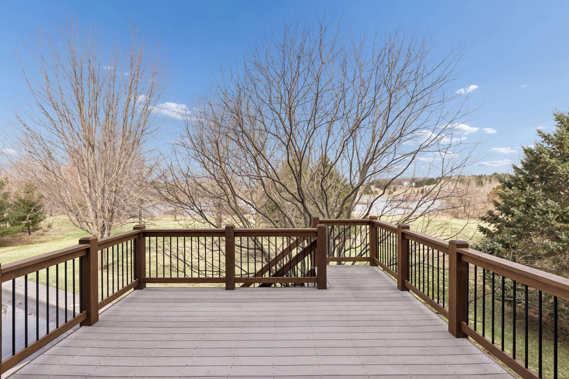 11535 Hillcrest Court N