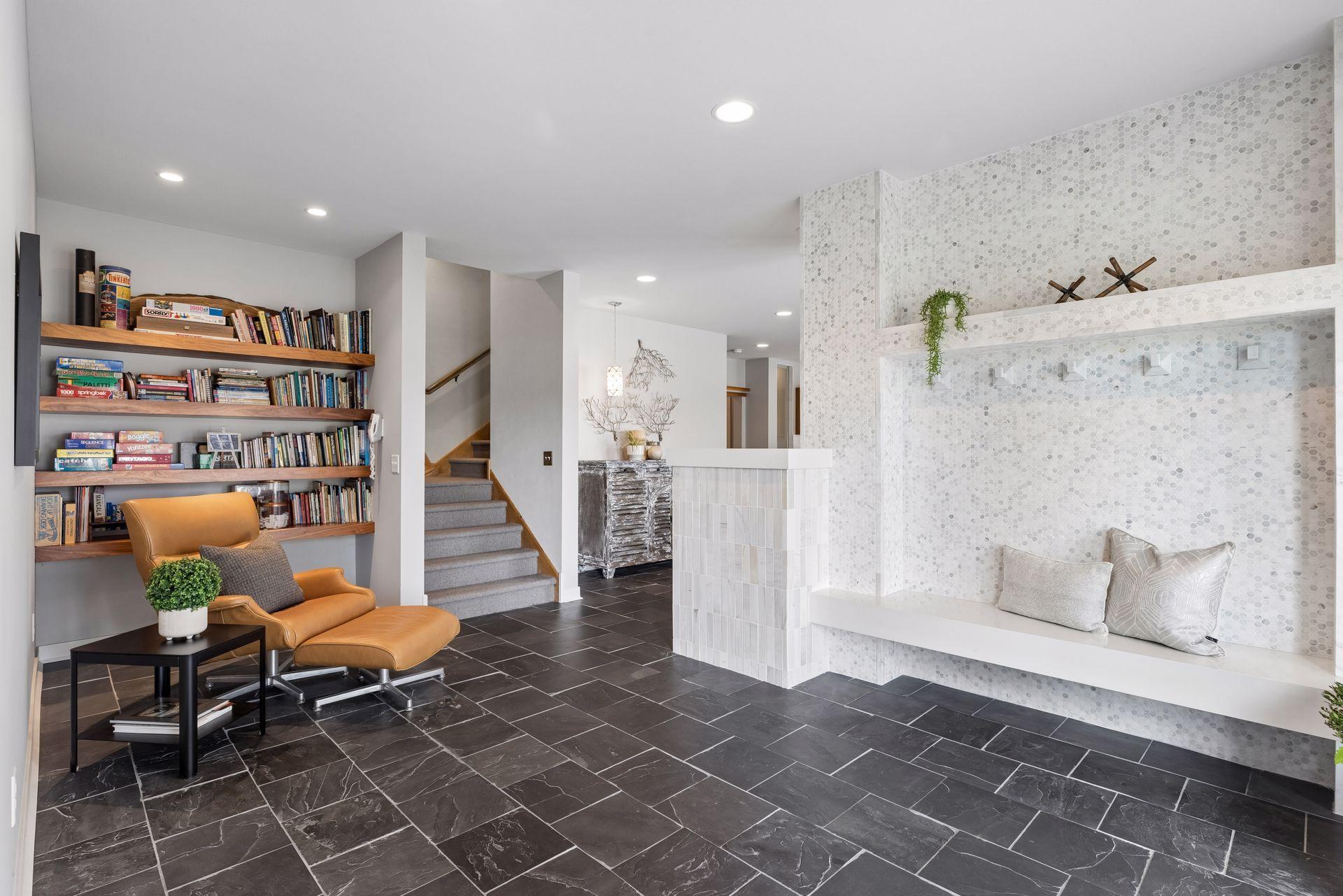 11535 Hillcrest Court N