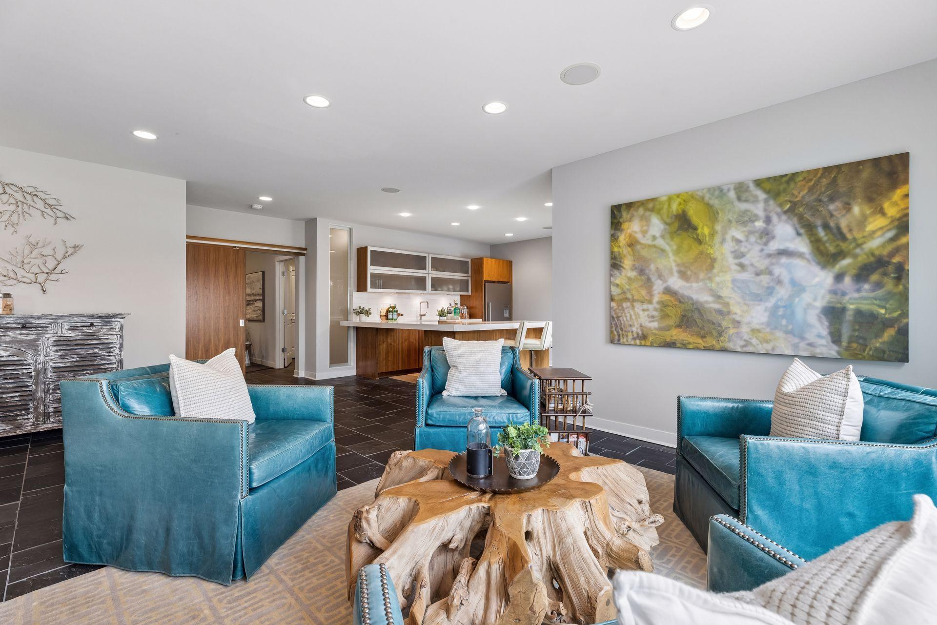 11535 Hillcrest Court N