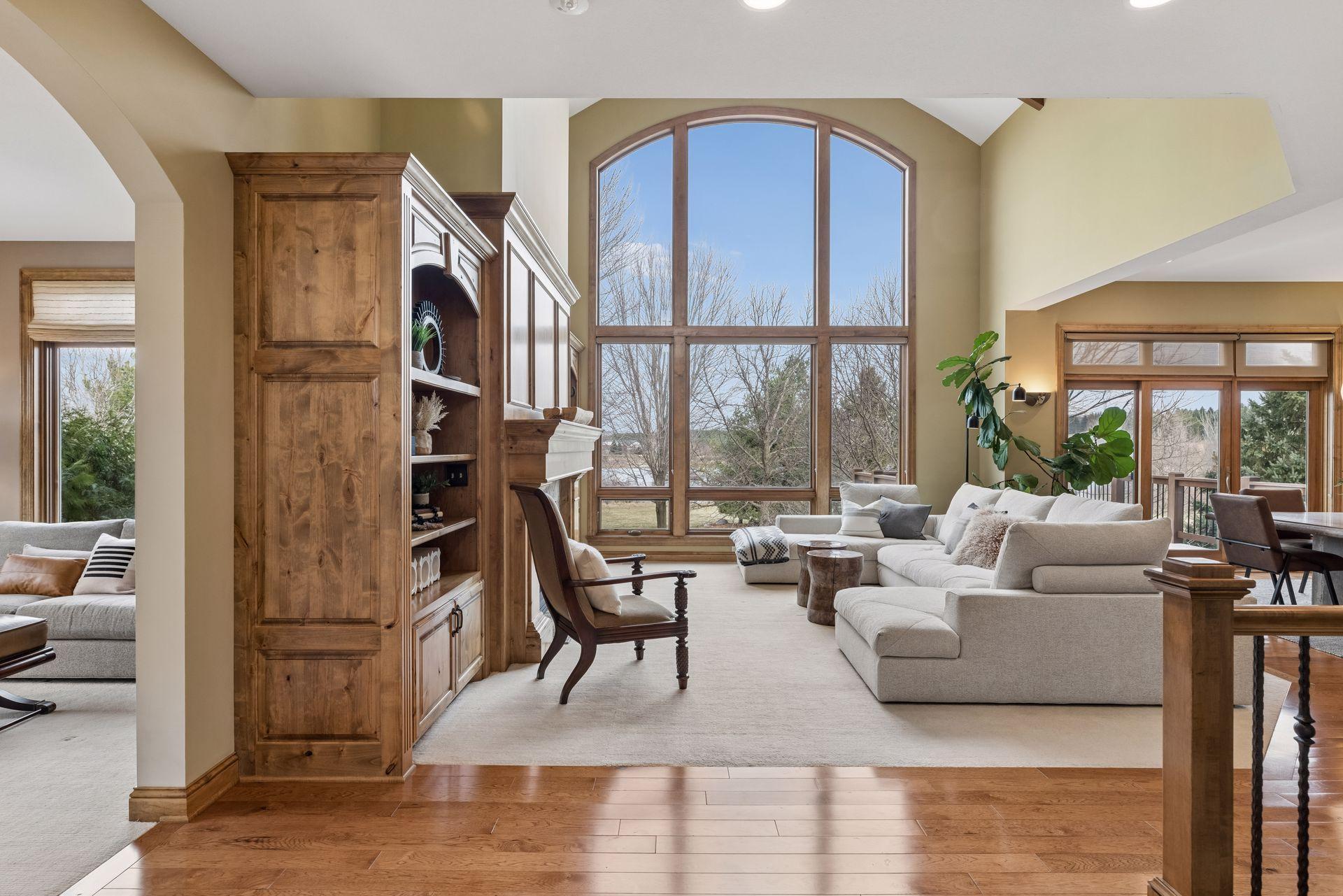 11535 Hillcrest Court N