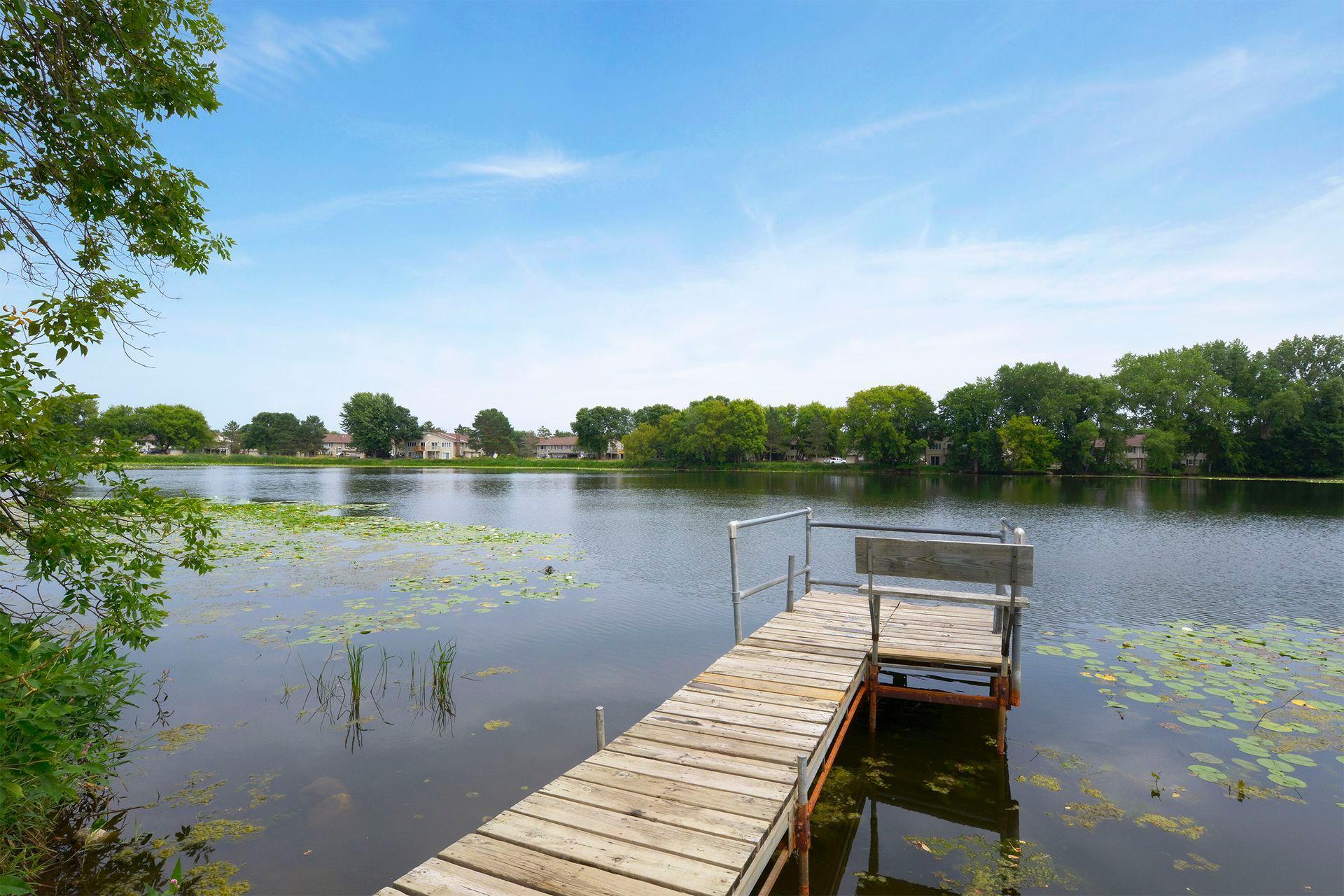 11362 Hillcrest Drive N