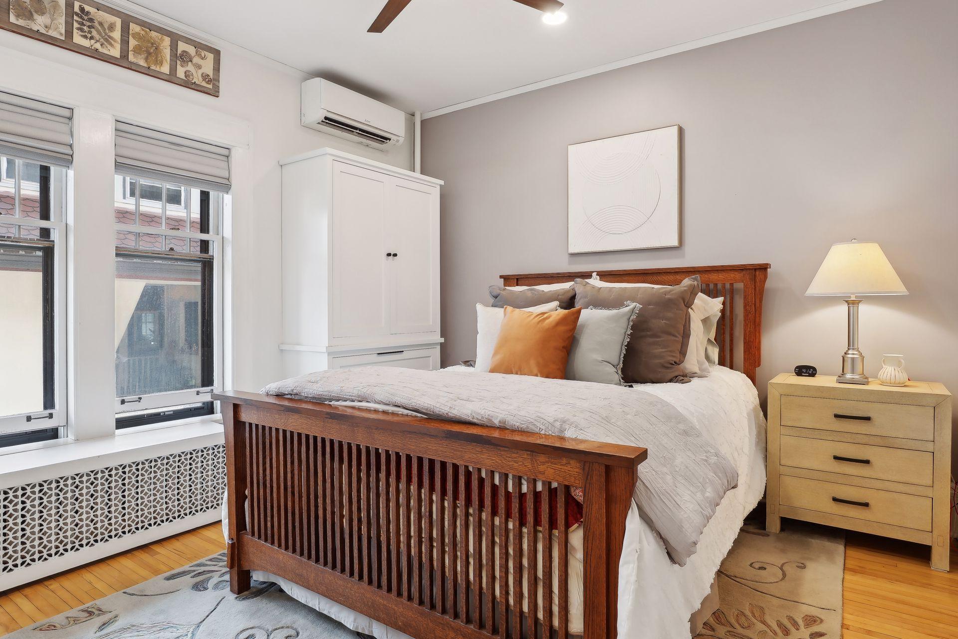 854 Linwood Avenue Unit: 201