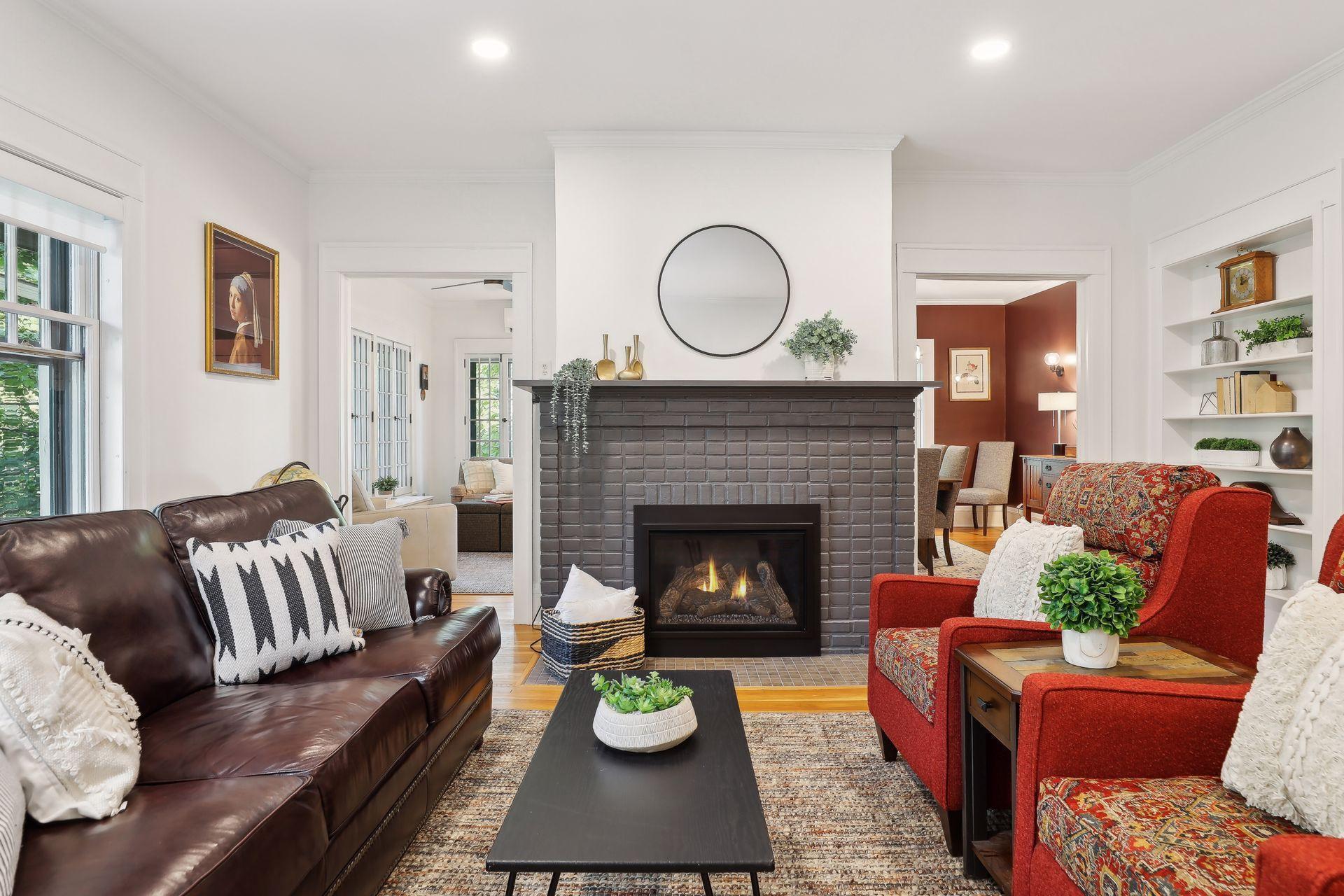 854 Linwood Avenue Unit: 201