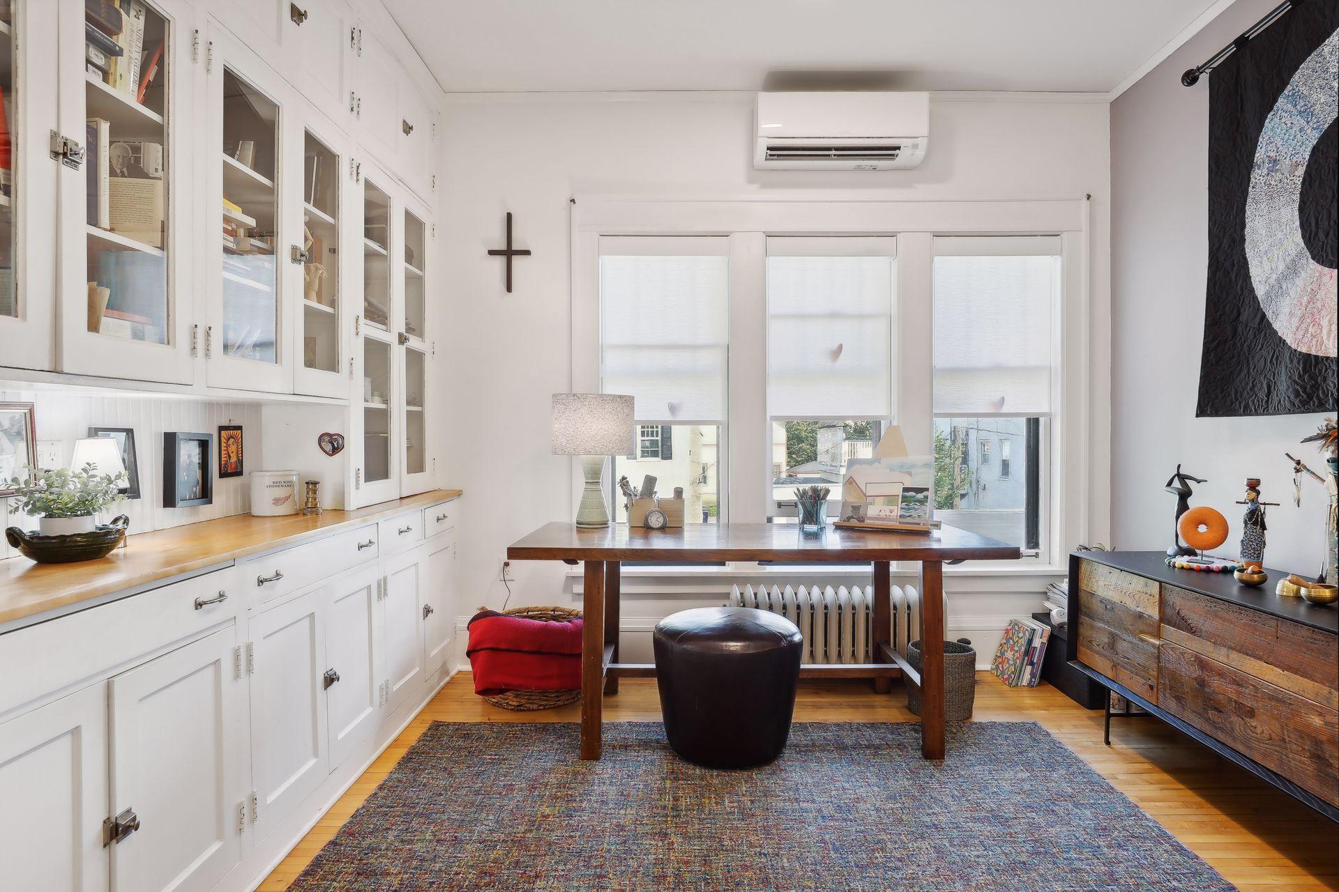 854 Linwood Avenue Unit: 201