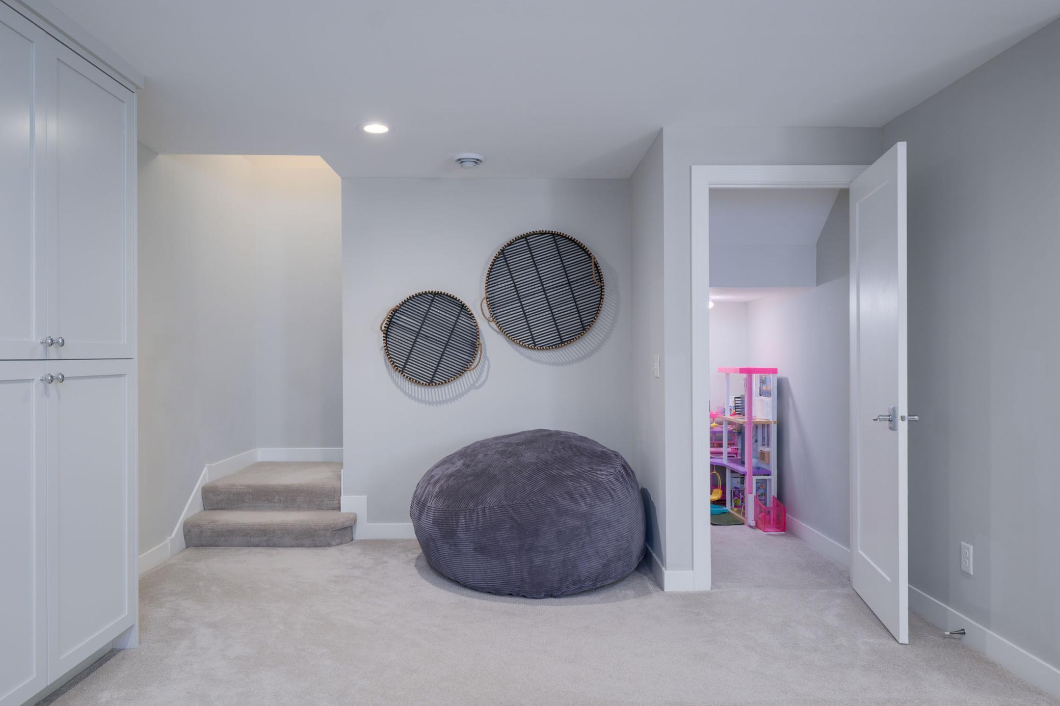 5117 Beard Avenue S