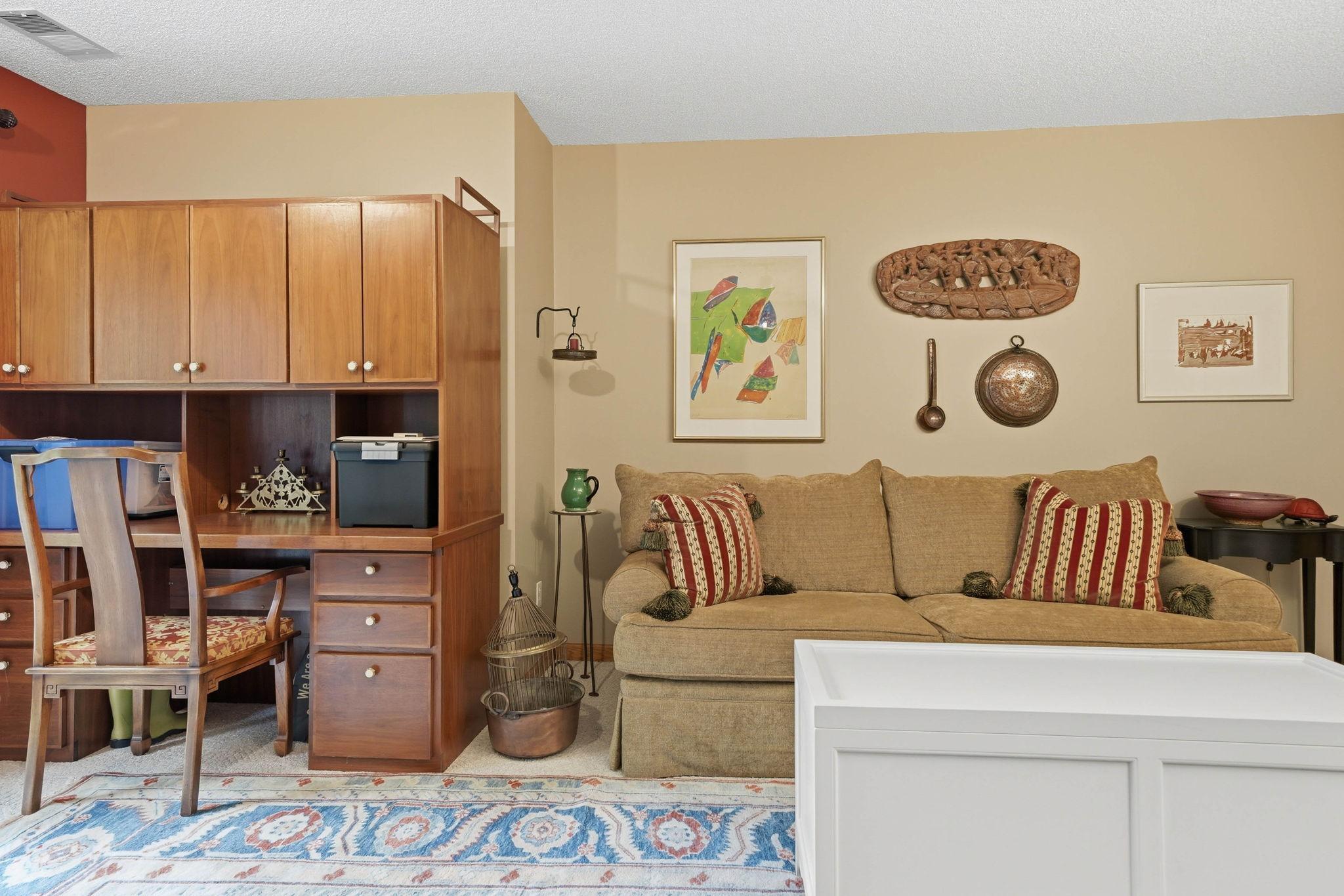 4166 Thornhill Lane