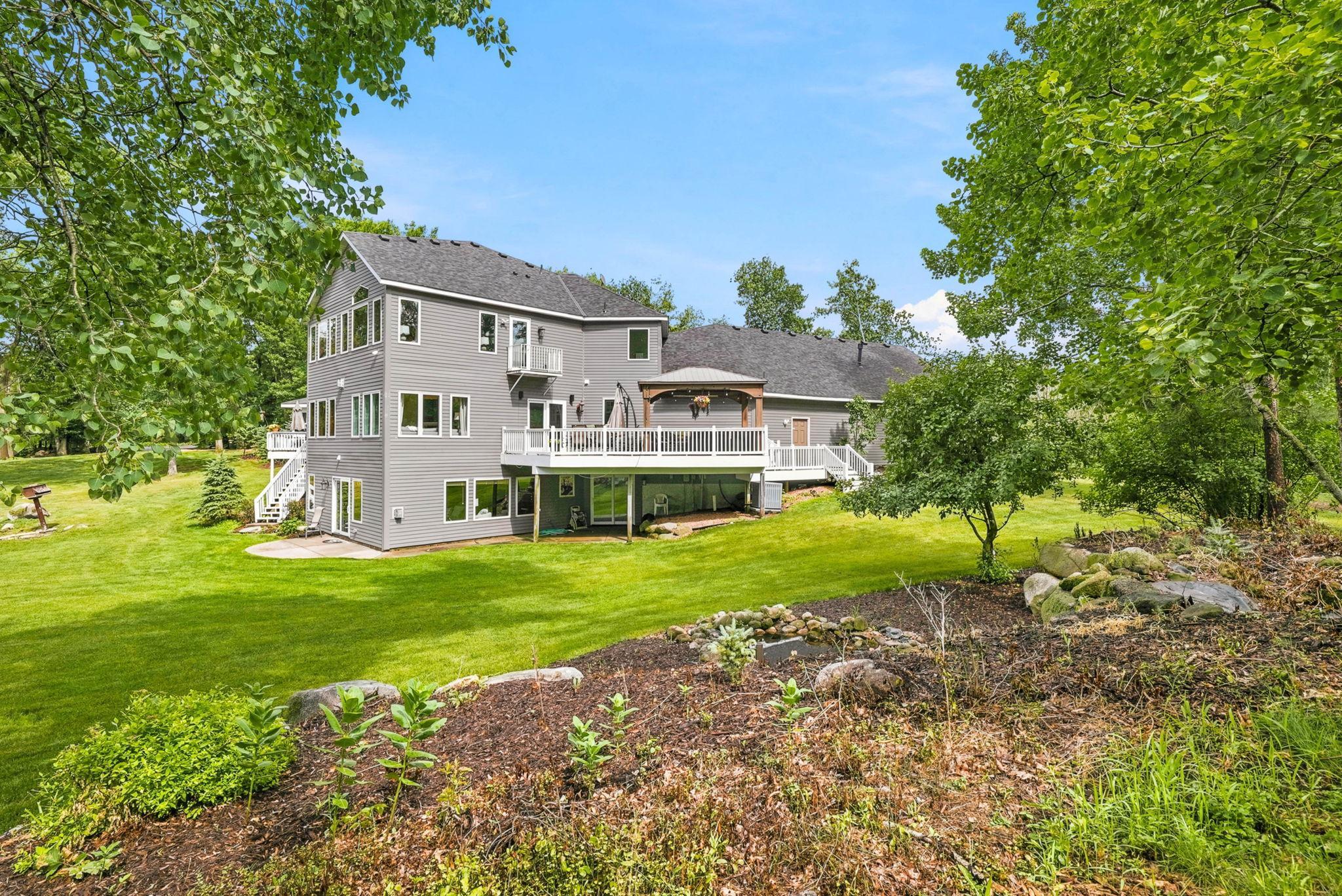 21420 Crimson Court