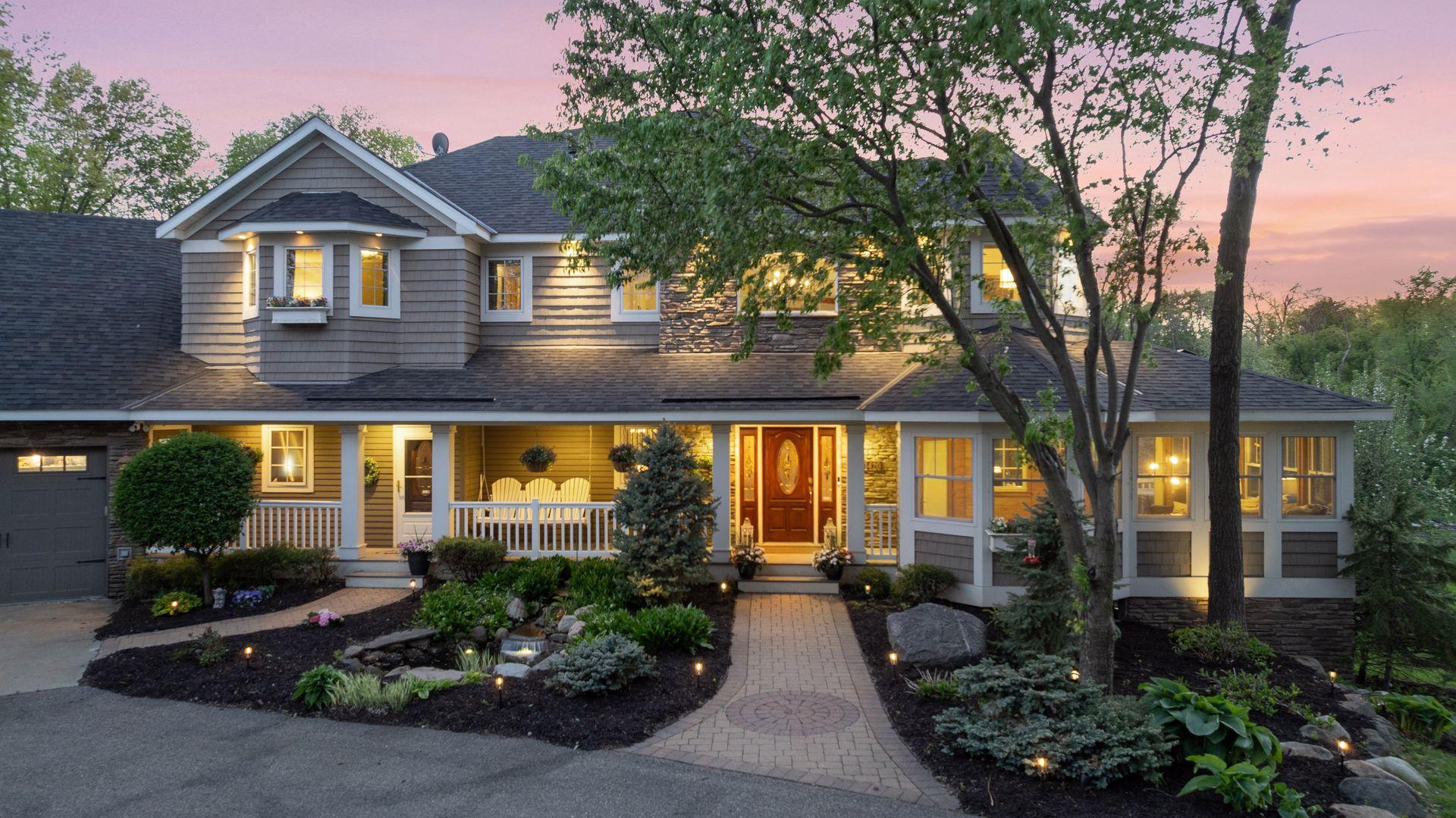 21420 Crimson Court