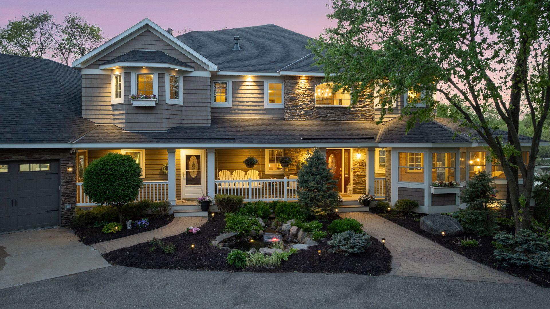 21420 Crimson Court