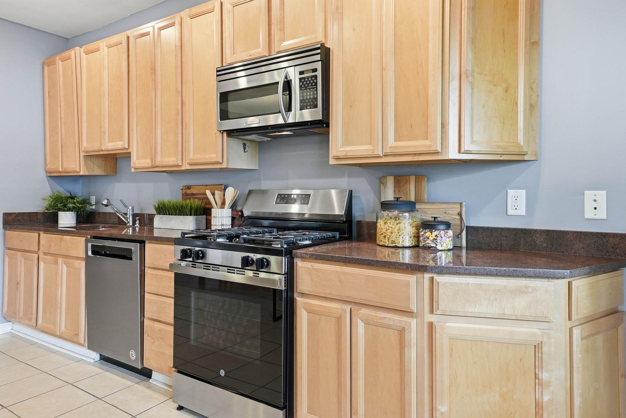 2610 W 41st Street Unit: 101