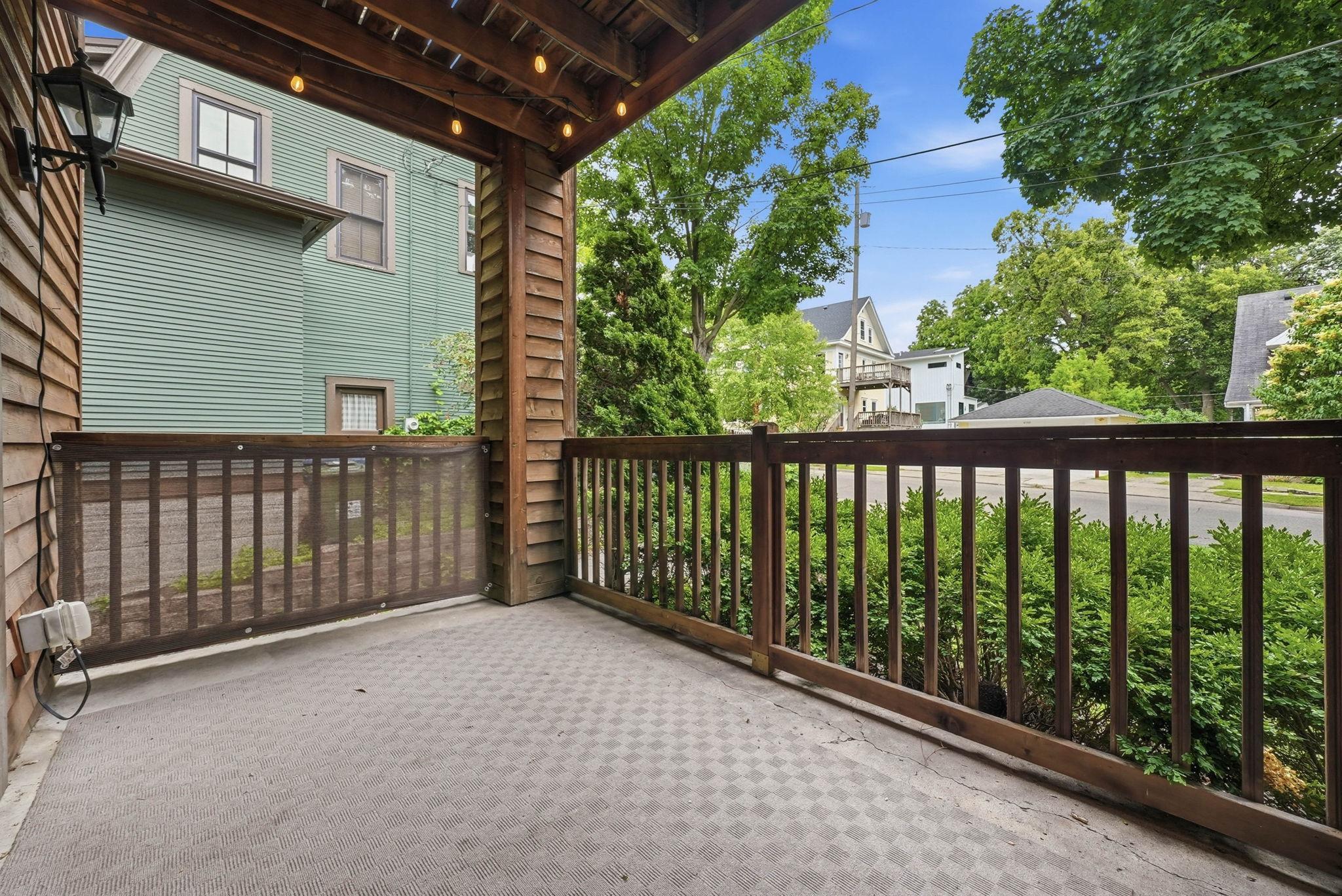 2610 W 41st Street Unit: 101