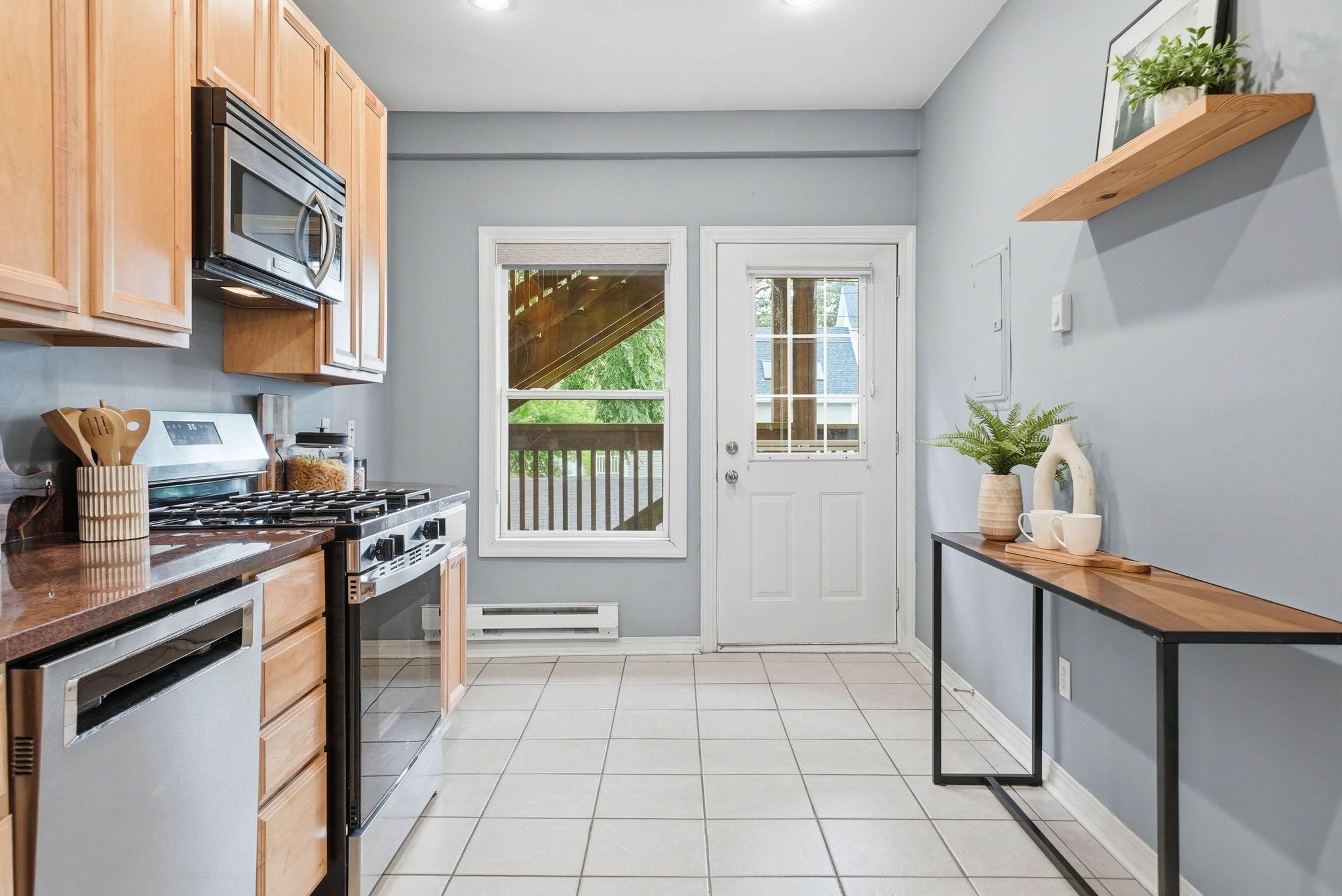 2610 W 41st Street Unit: 101