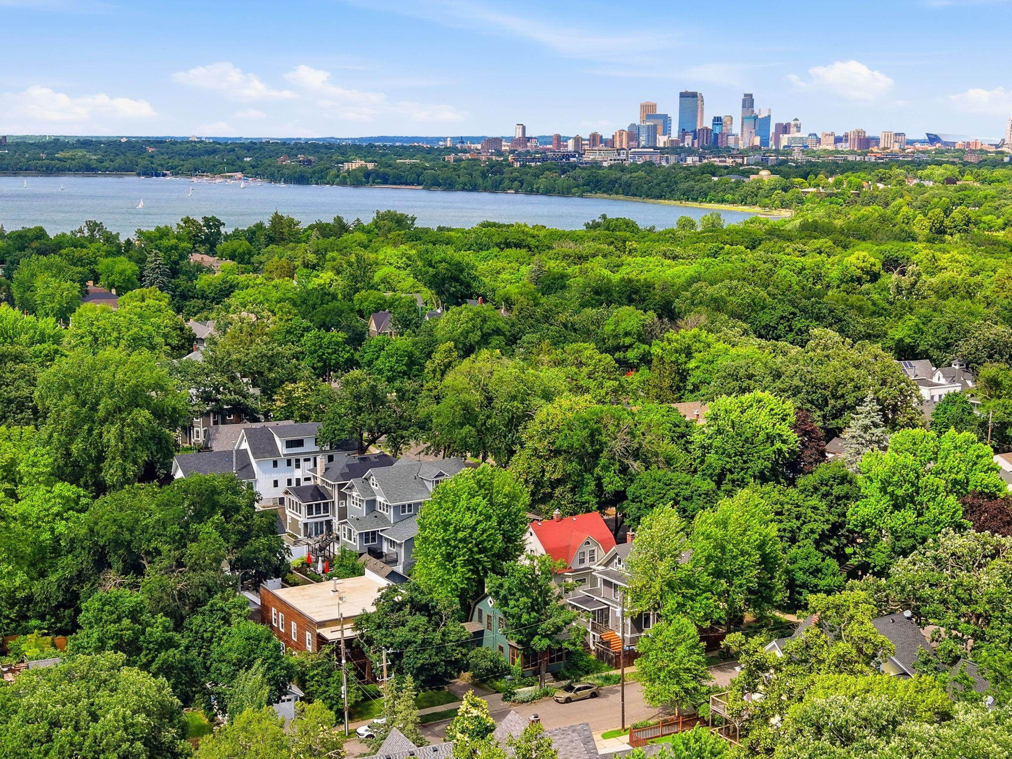 2610 W 41st Street Unit: 101