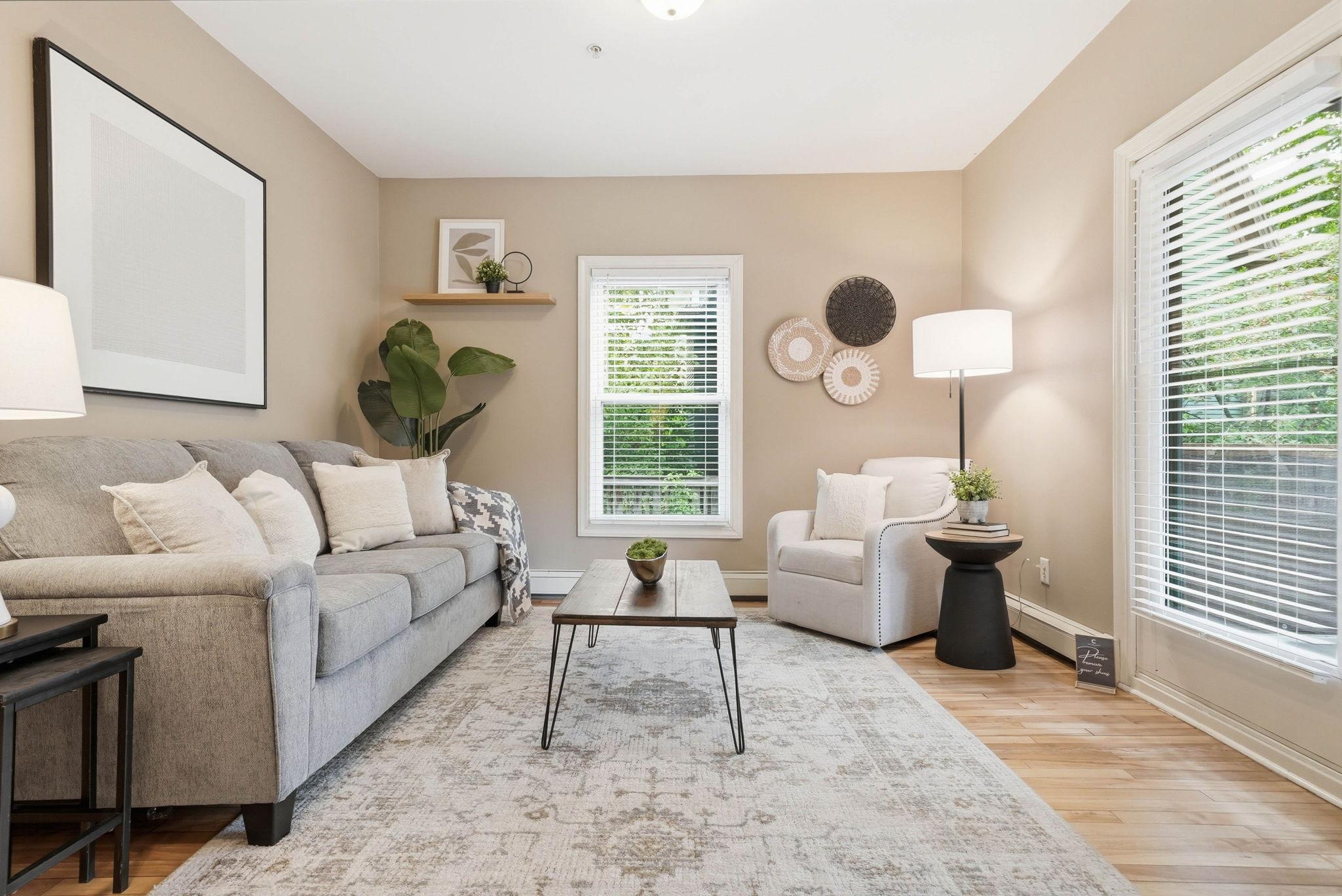 2610 W 41st Street Unit: 101