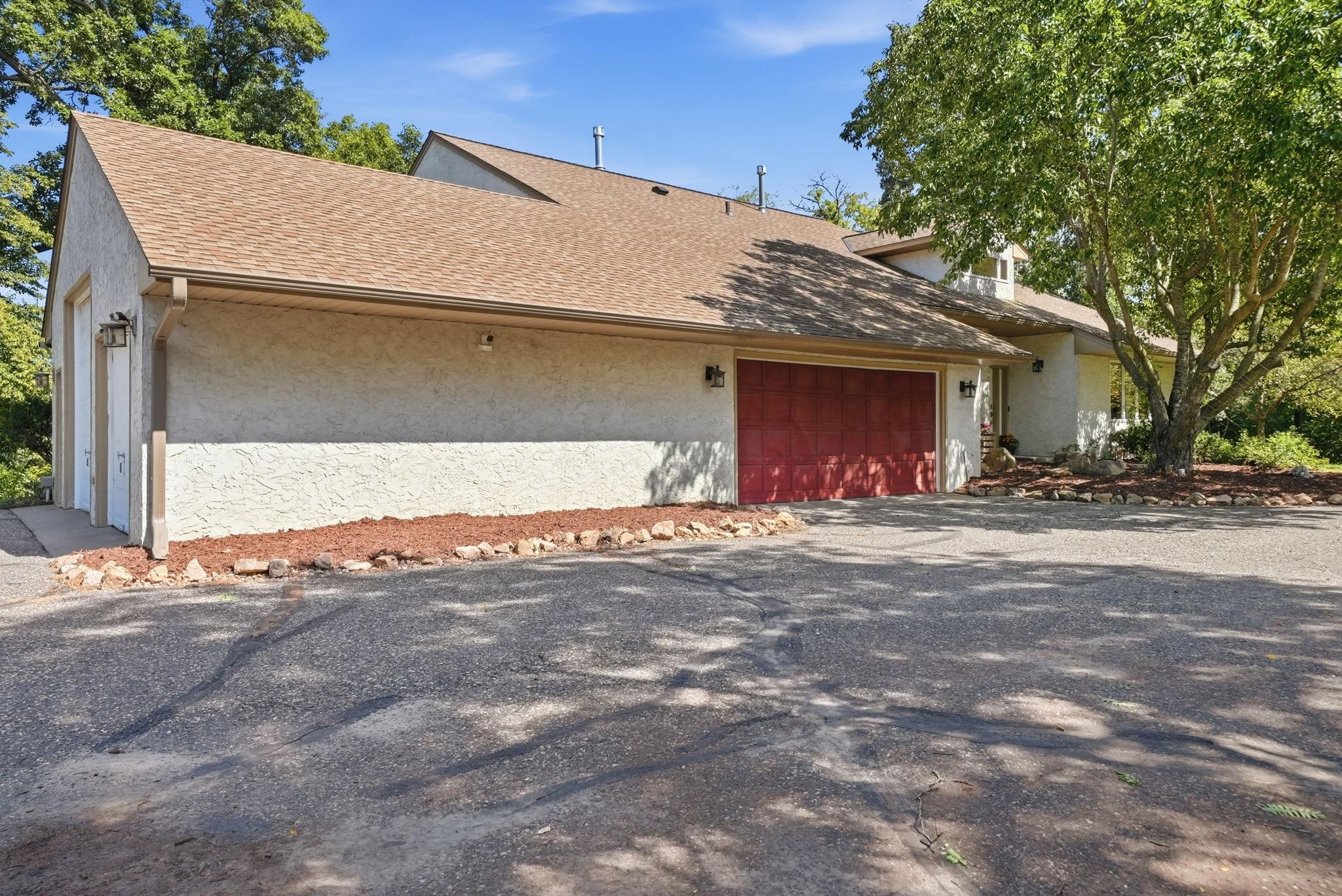 8920 80th Street N