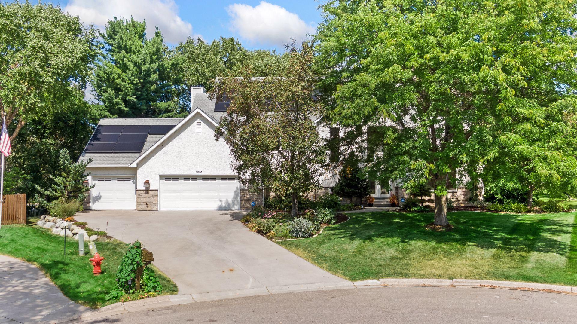1851 South Lane
