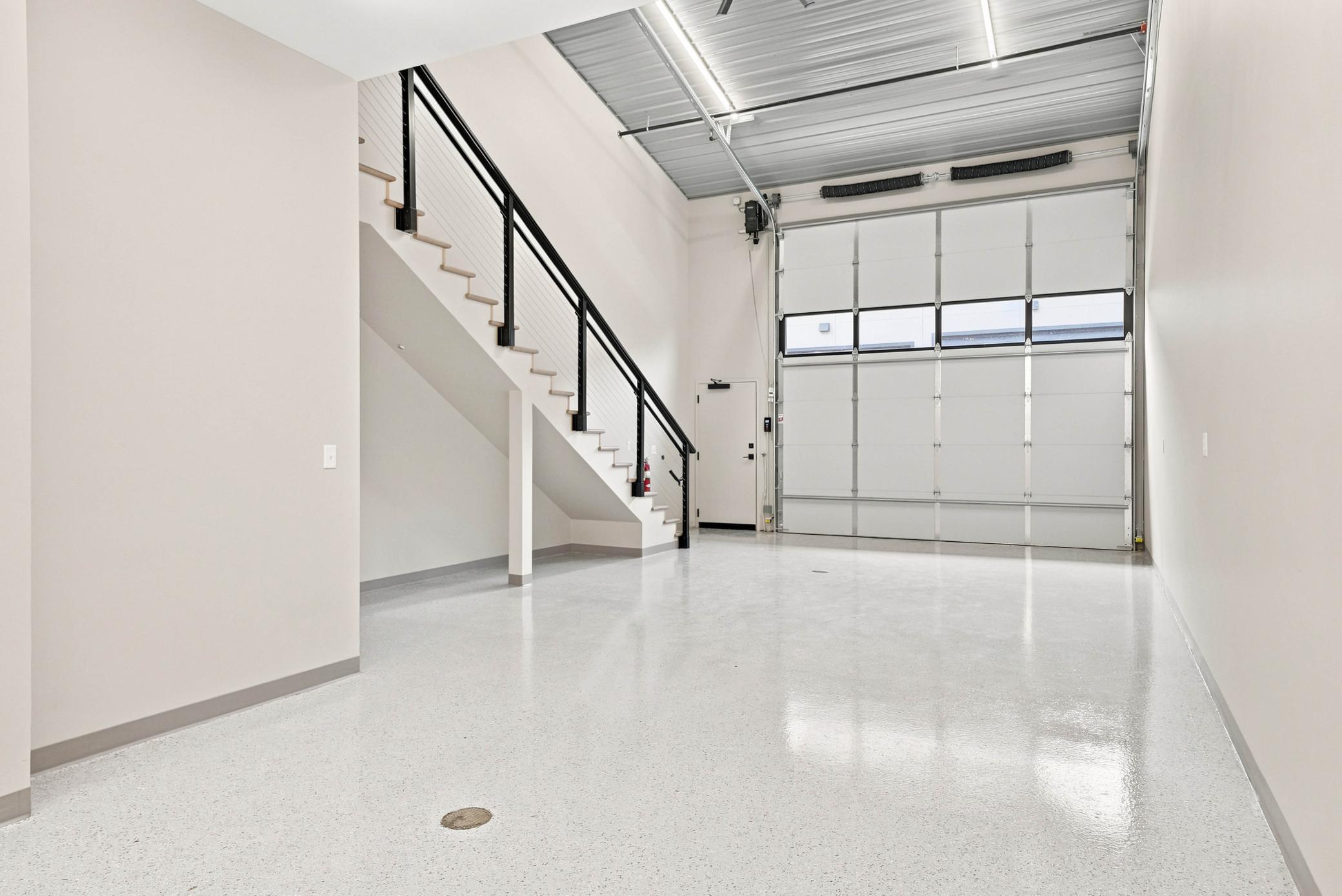430 N Old Crystal Bay Road Unit: XL
