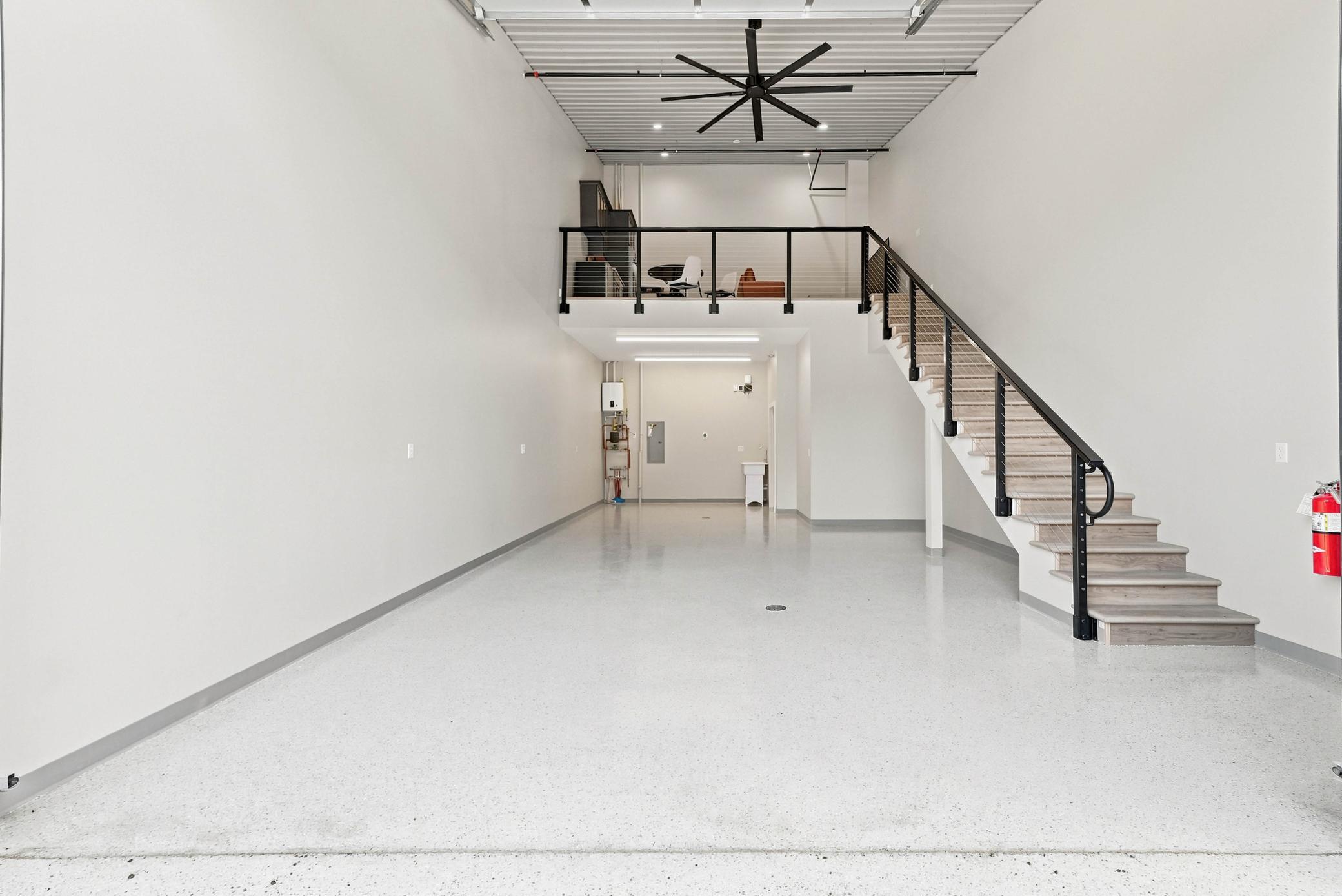 430 N Old Crystal Bay Road Unit: XL