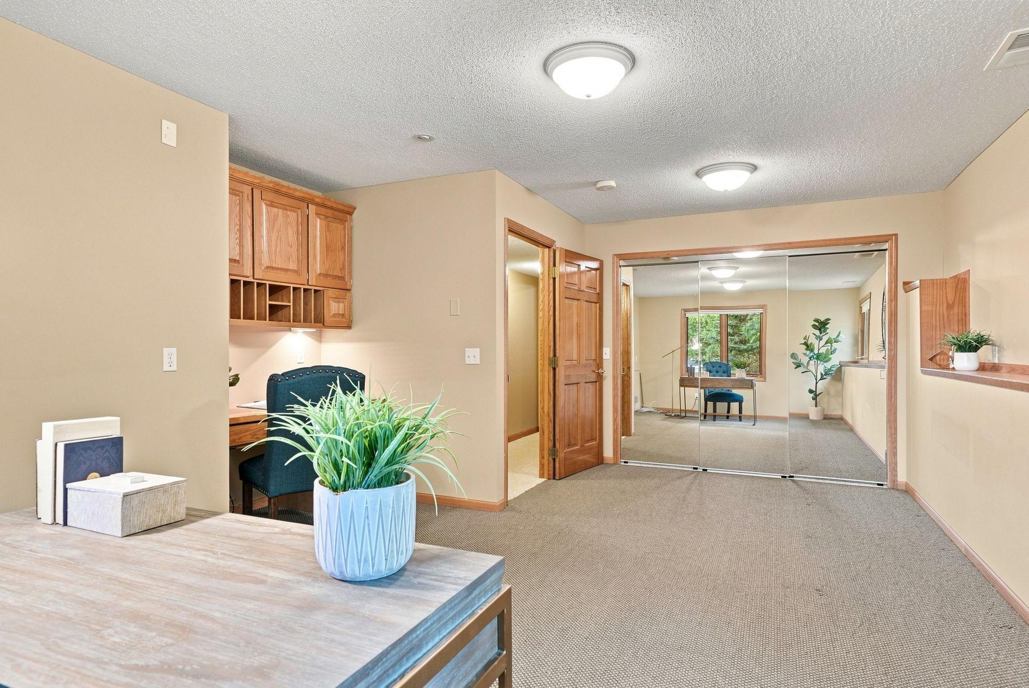 4166 Thornhill Lane