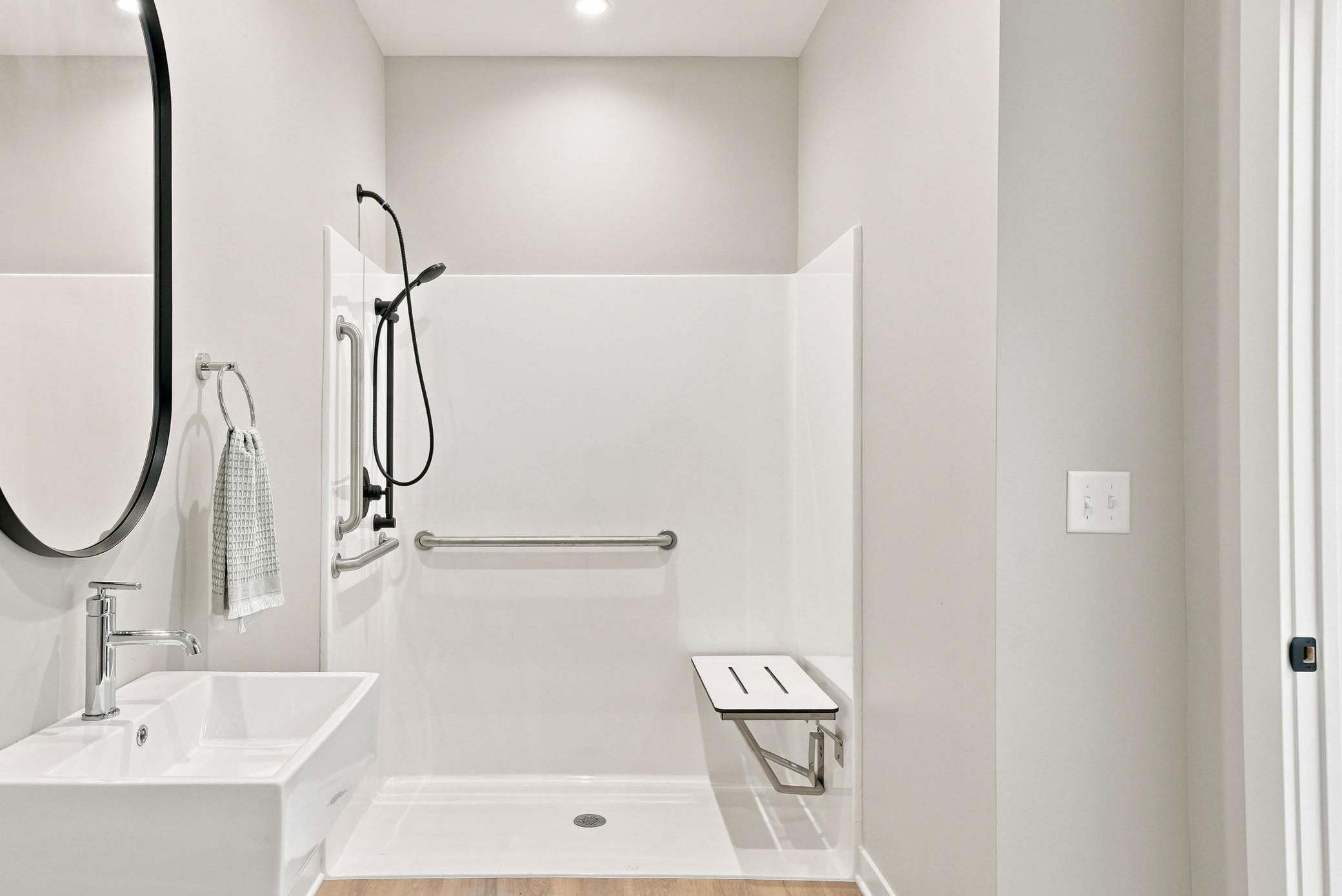 430 N Old Crystal Bay Road Unit: 106