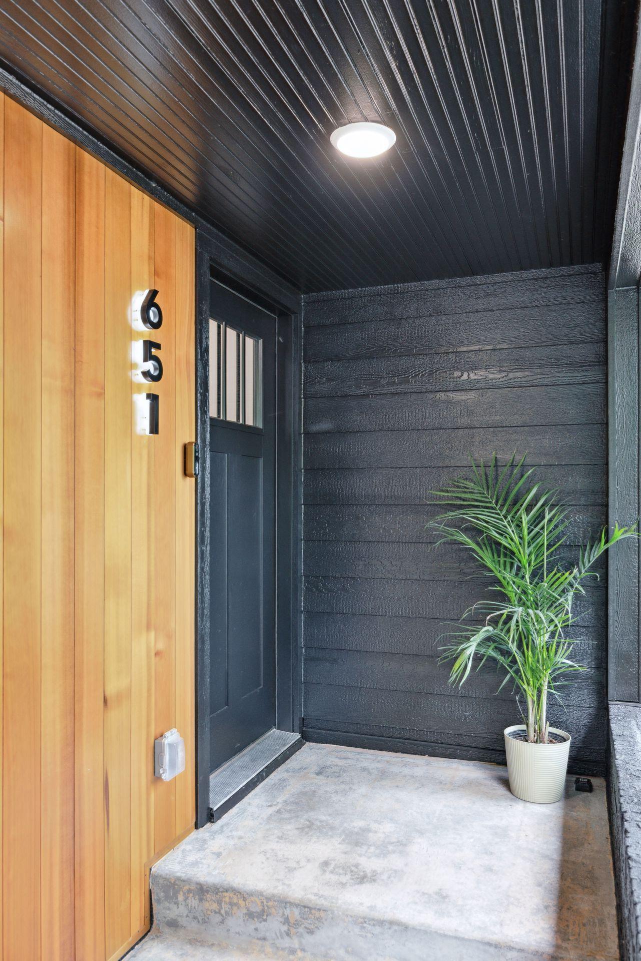 651 Sue Place
